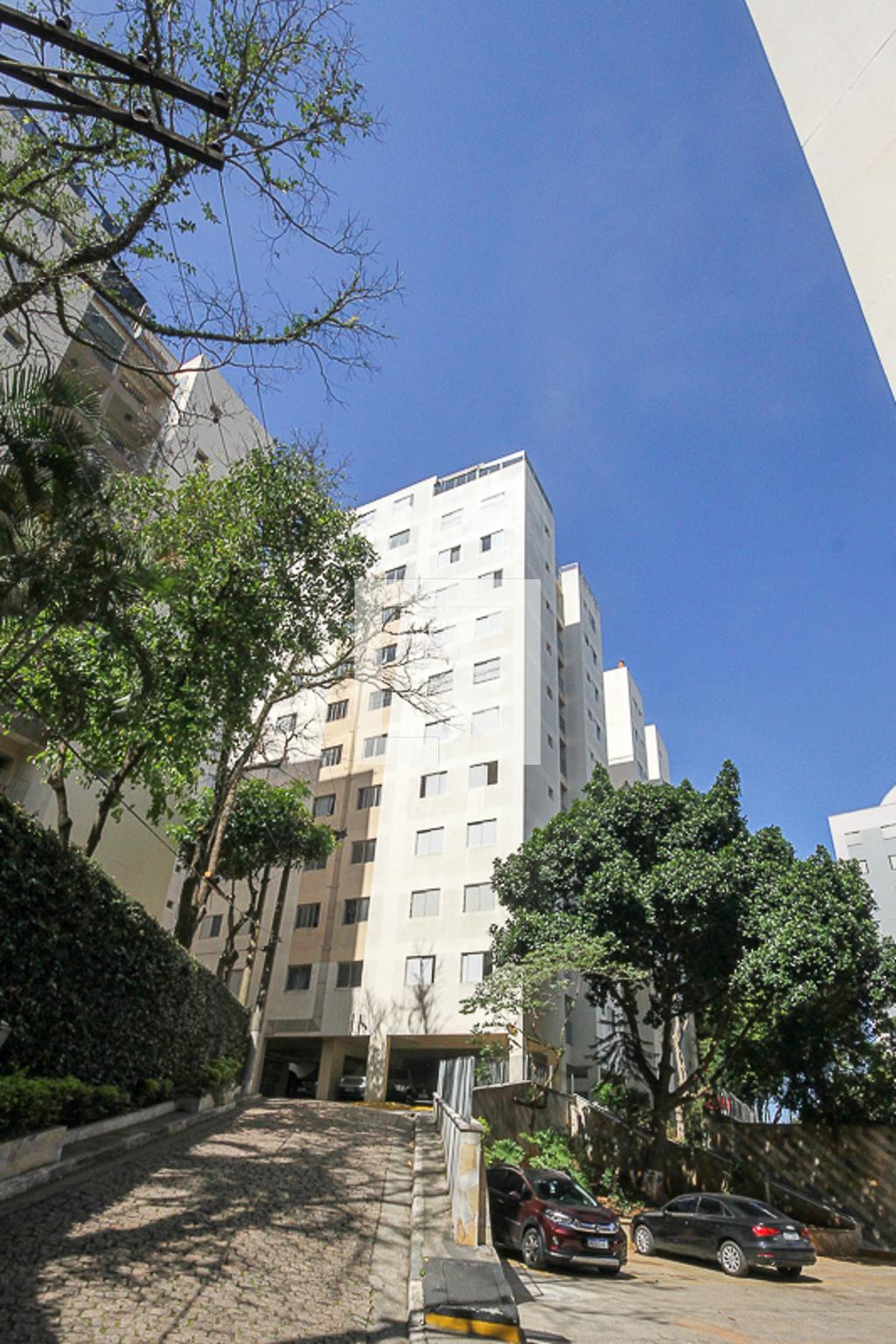 Fachada Condomínio Parque Thomaz Saraiva