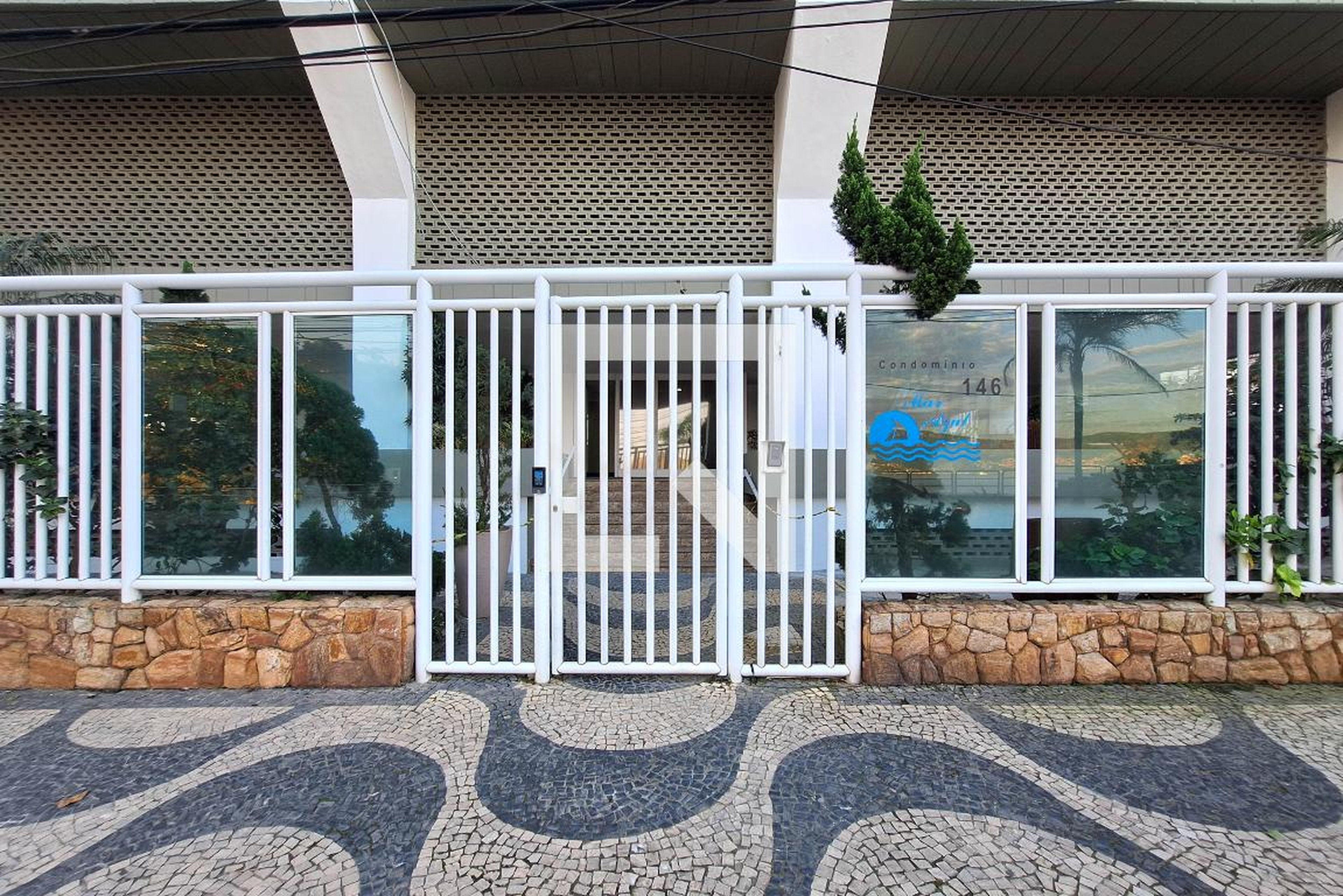 Fachada Condomínio em Avenida Almirante Benjamin Sodré, 146