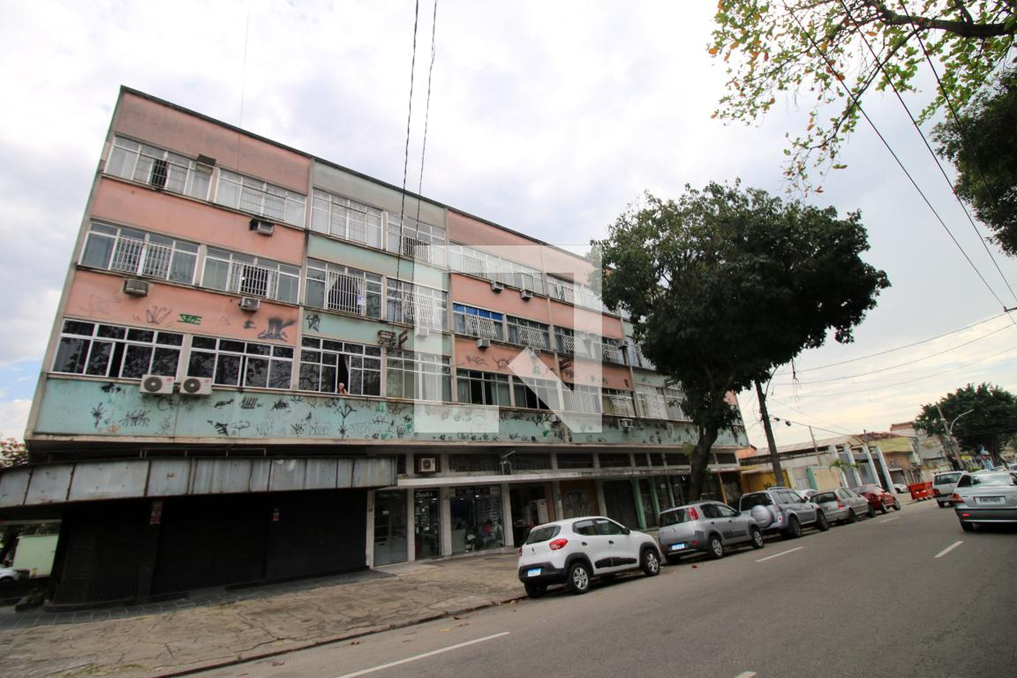 Fachada do Prédio Condomínio em Rua Conde de Agrolongo, 1034