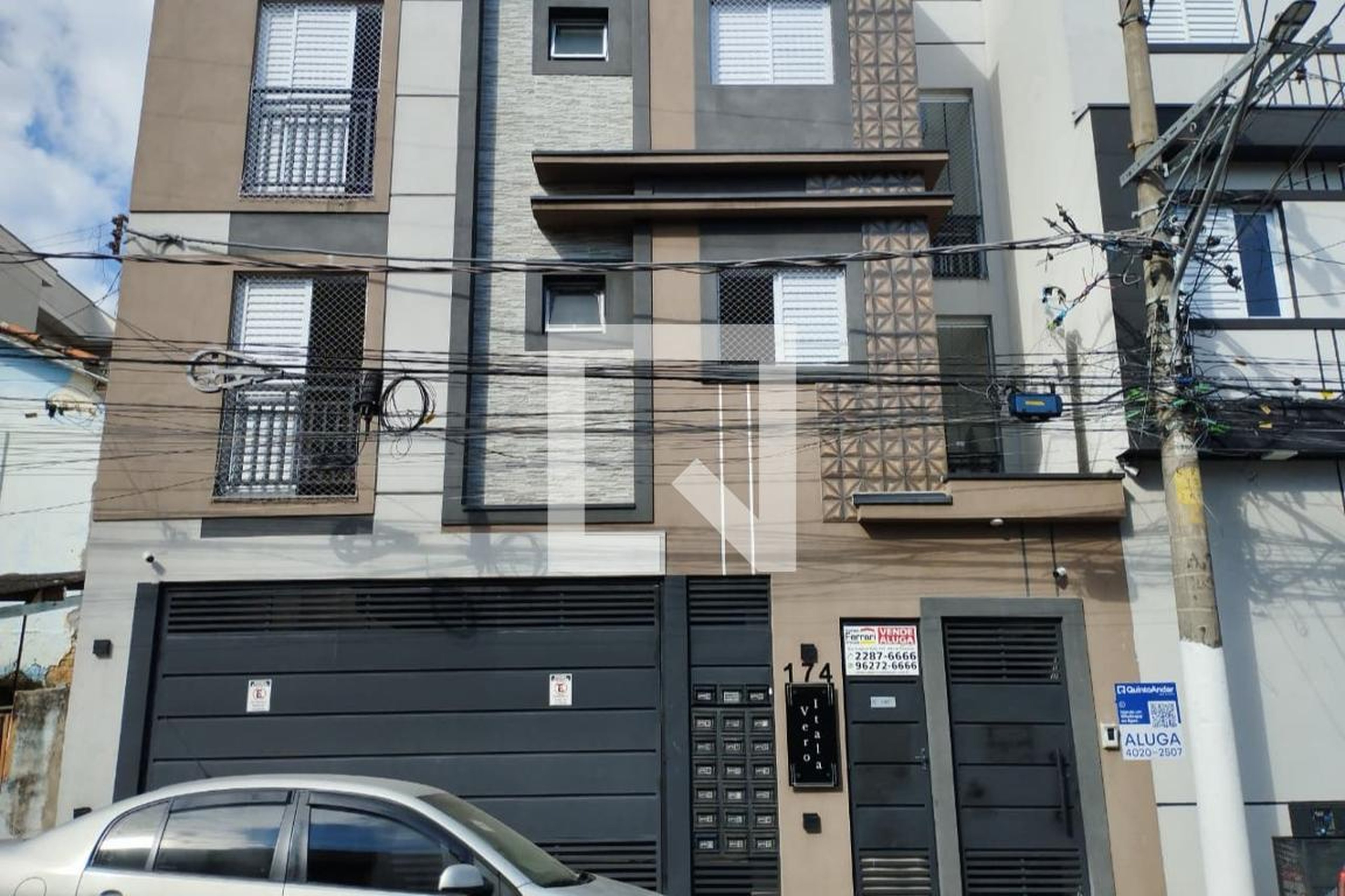 Fachada Condomínio em Rua Ítala, 174
