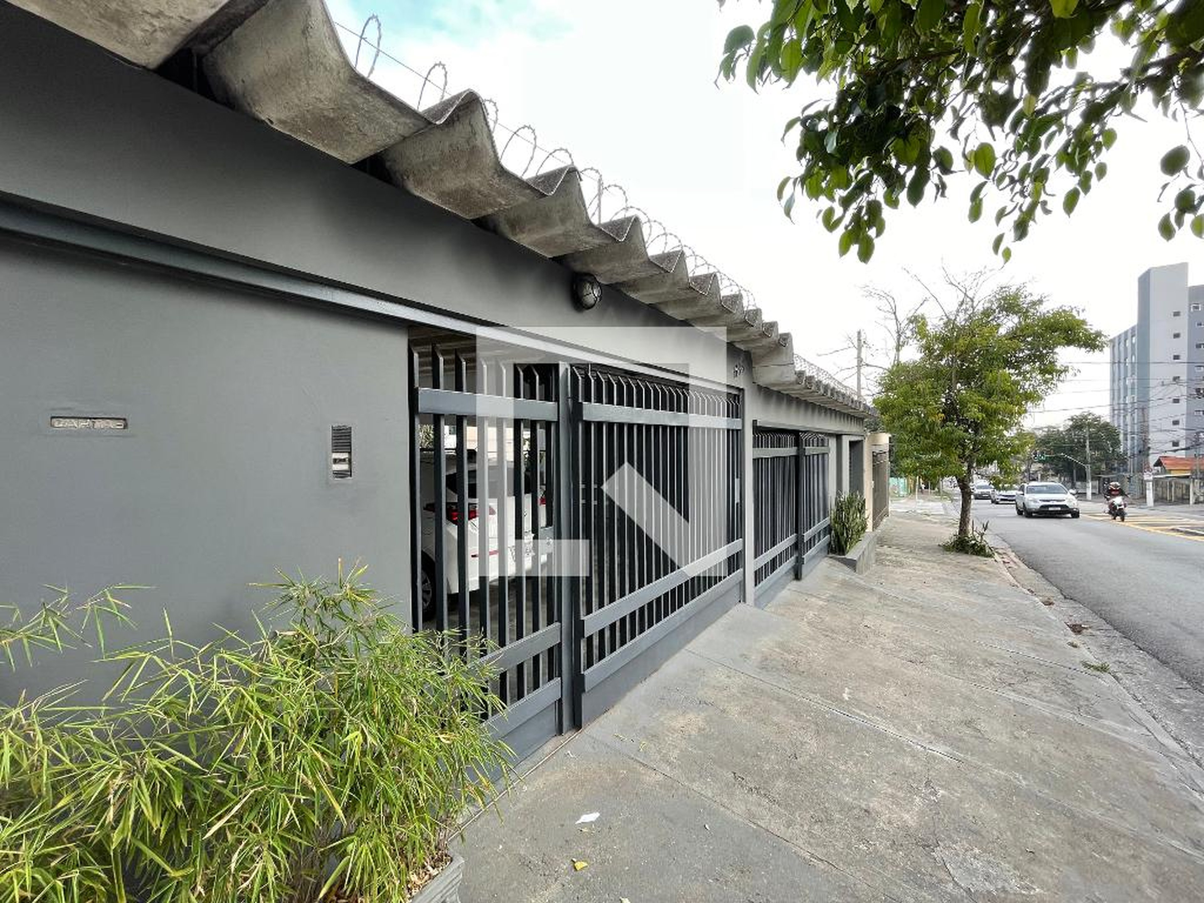 Fachada Condomínio em Avenida Presidente Altino, 1133