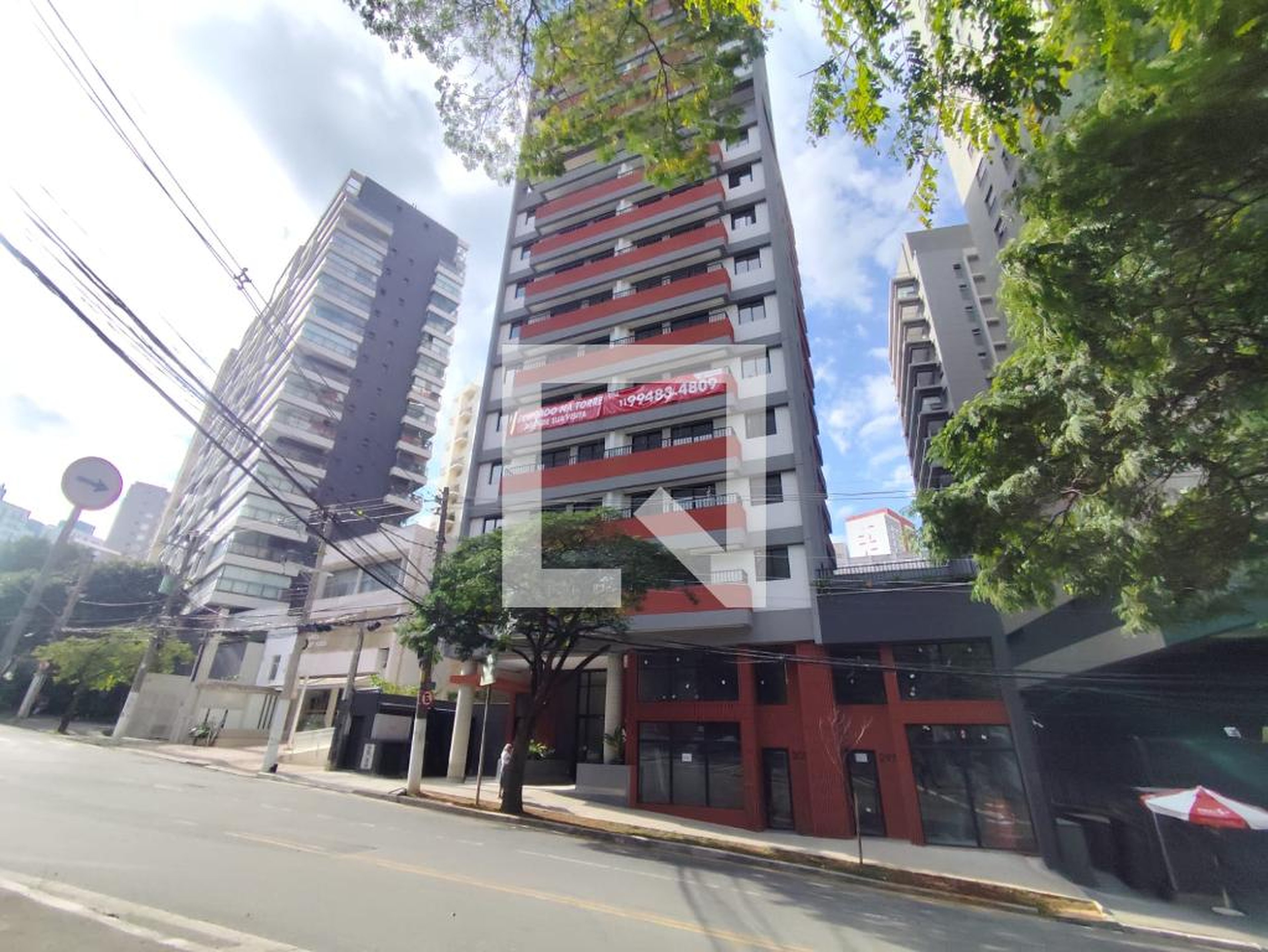 Fachada Condomínio em Rua Paulistânia, 309
