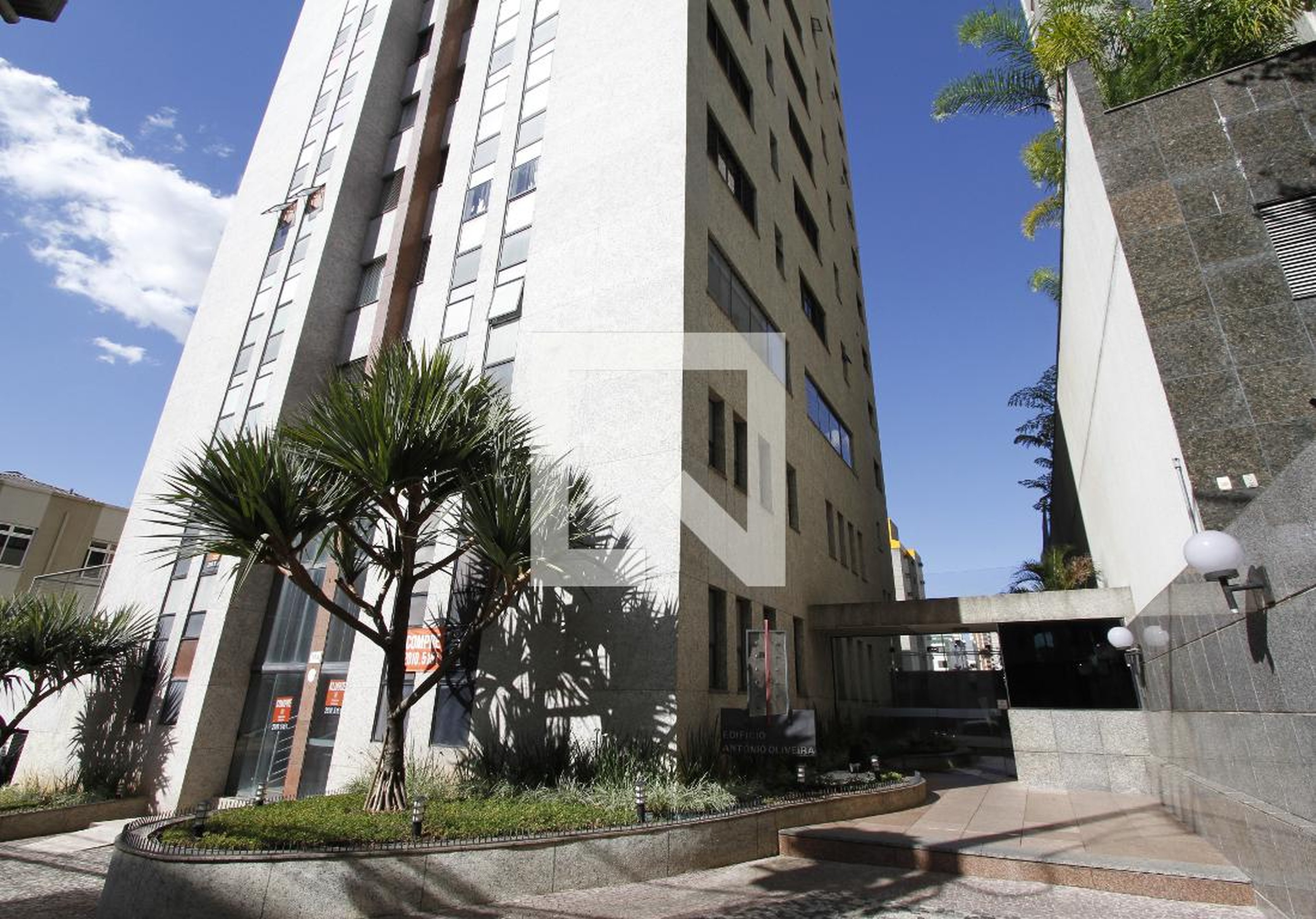 Fachada Condomínio em Rua Paracatu, 705