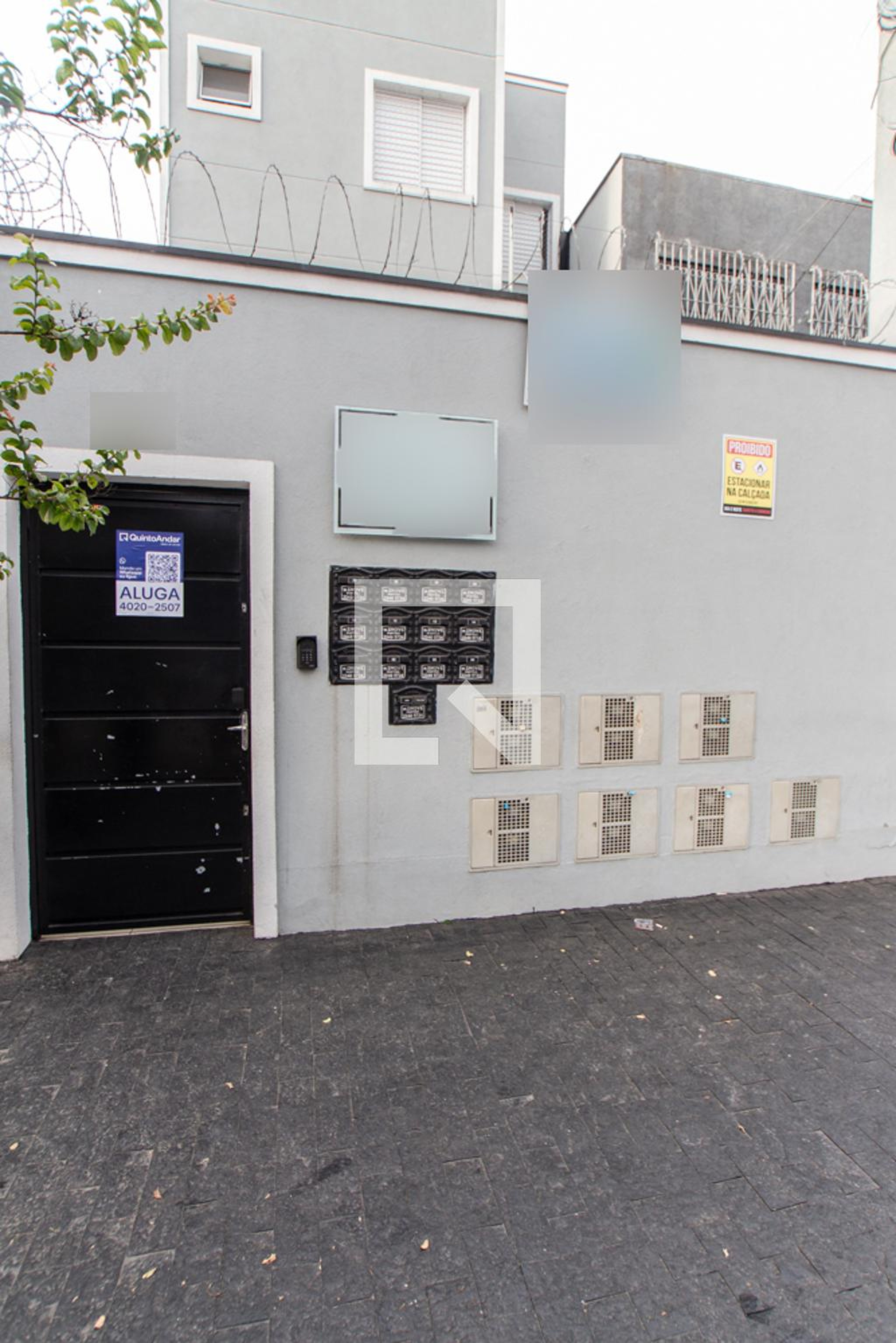 Fachada Condomínio em Rua Antônio Fonseca, 551