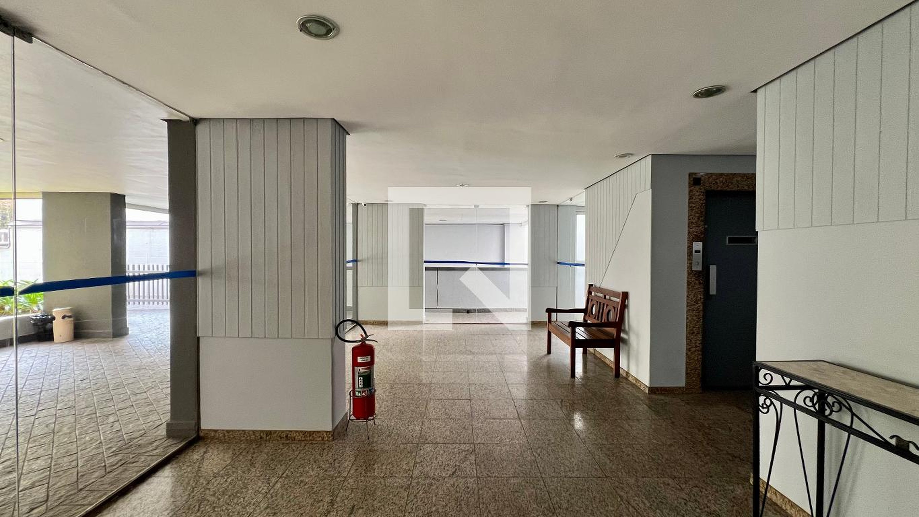 Hall de entrada - Edifício Leblon