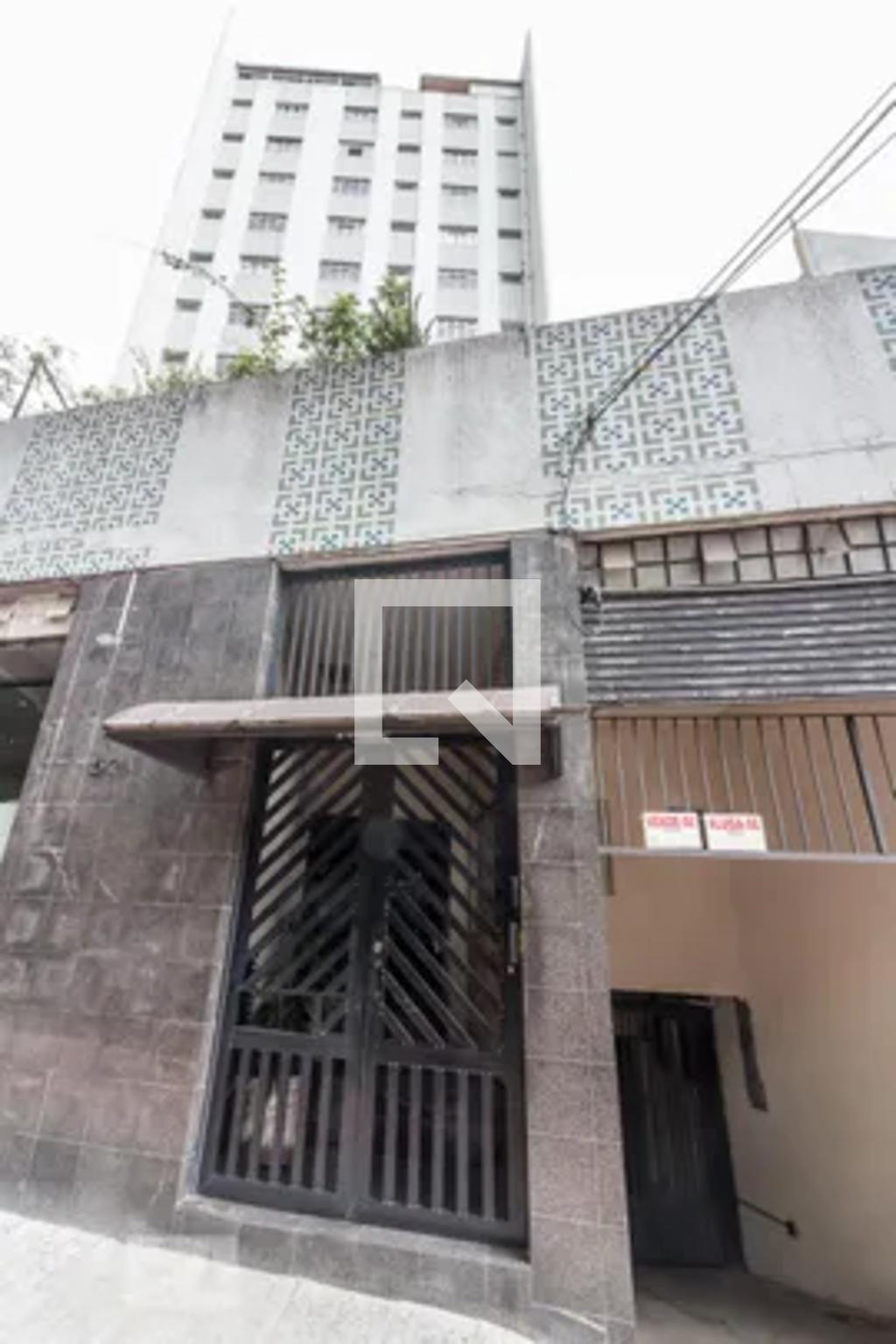Fachada Condomínio Edifícios Valéria Adriana