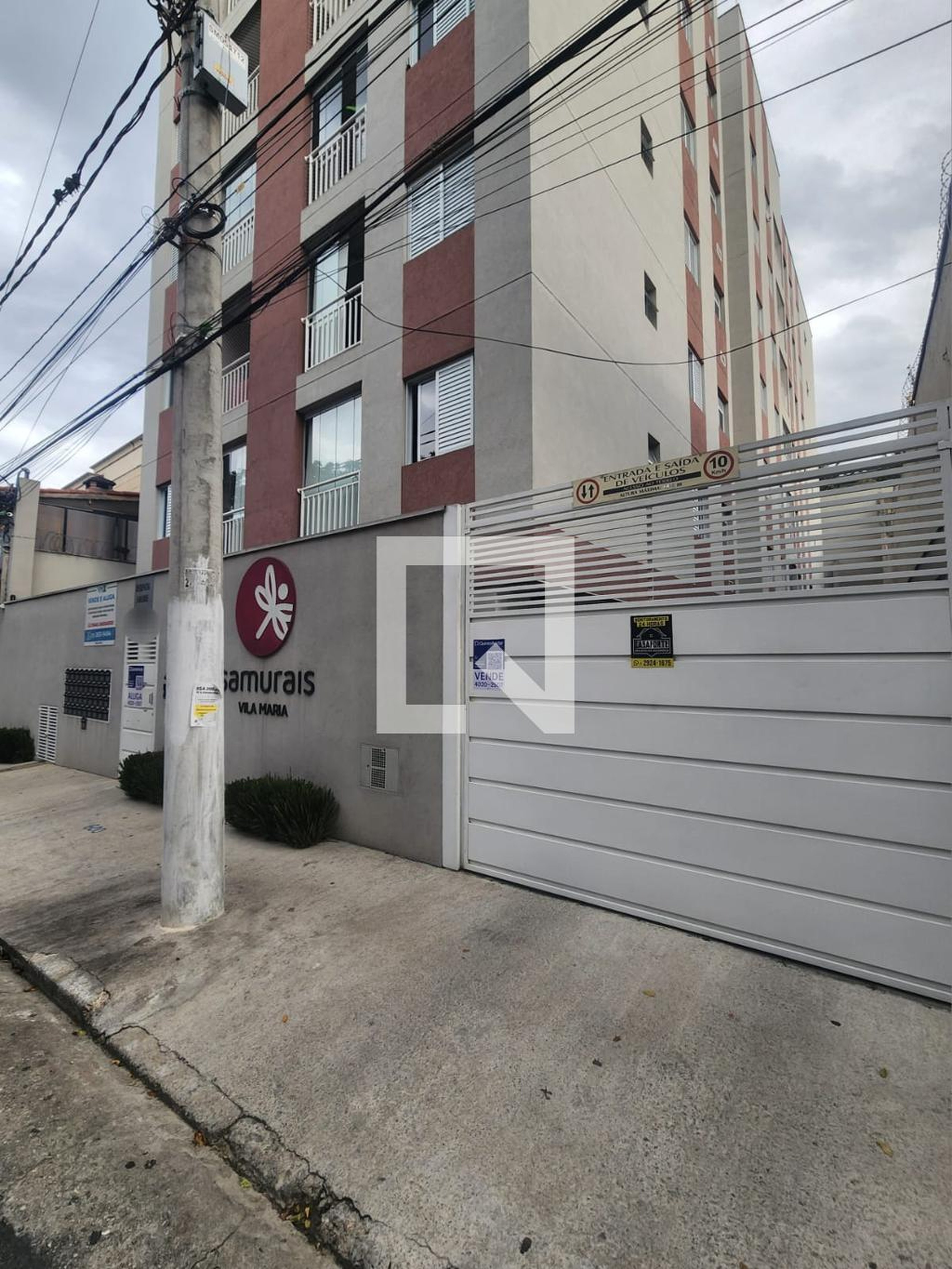 Fachada Residencial Samurais