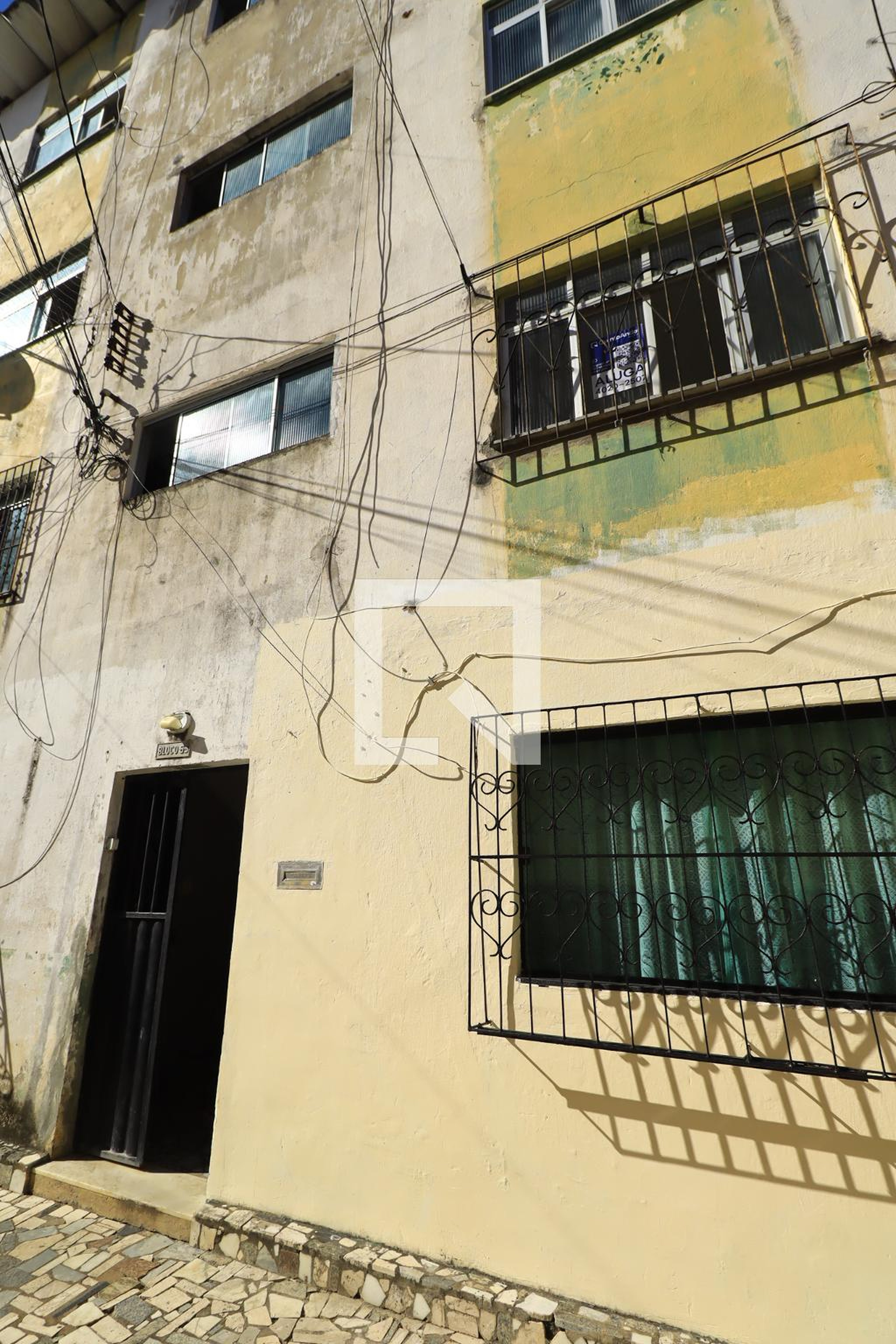 Fachada Condomínio em Rua Homero Píres, 63