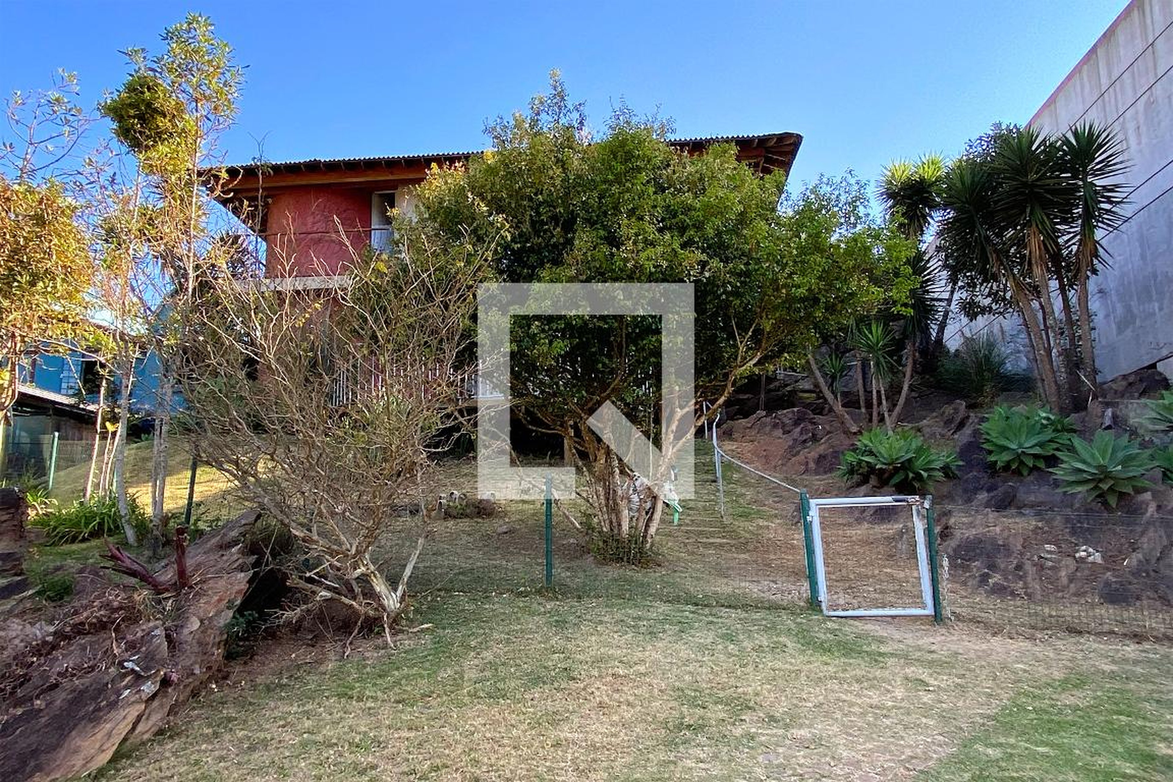 Fachada Condomínio Retiro das Pedras