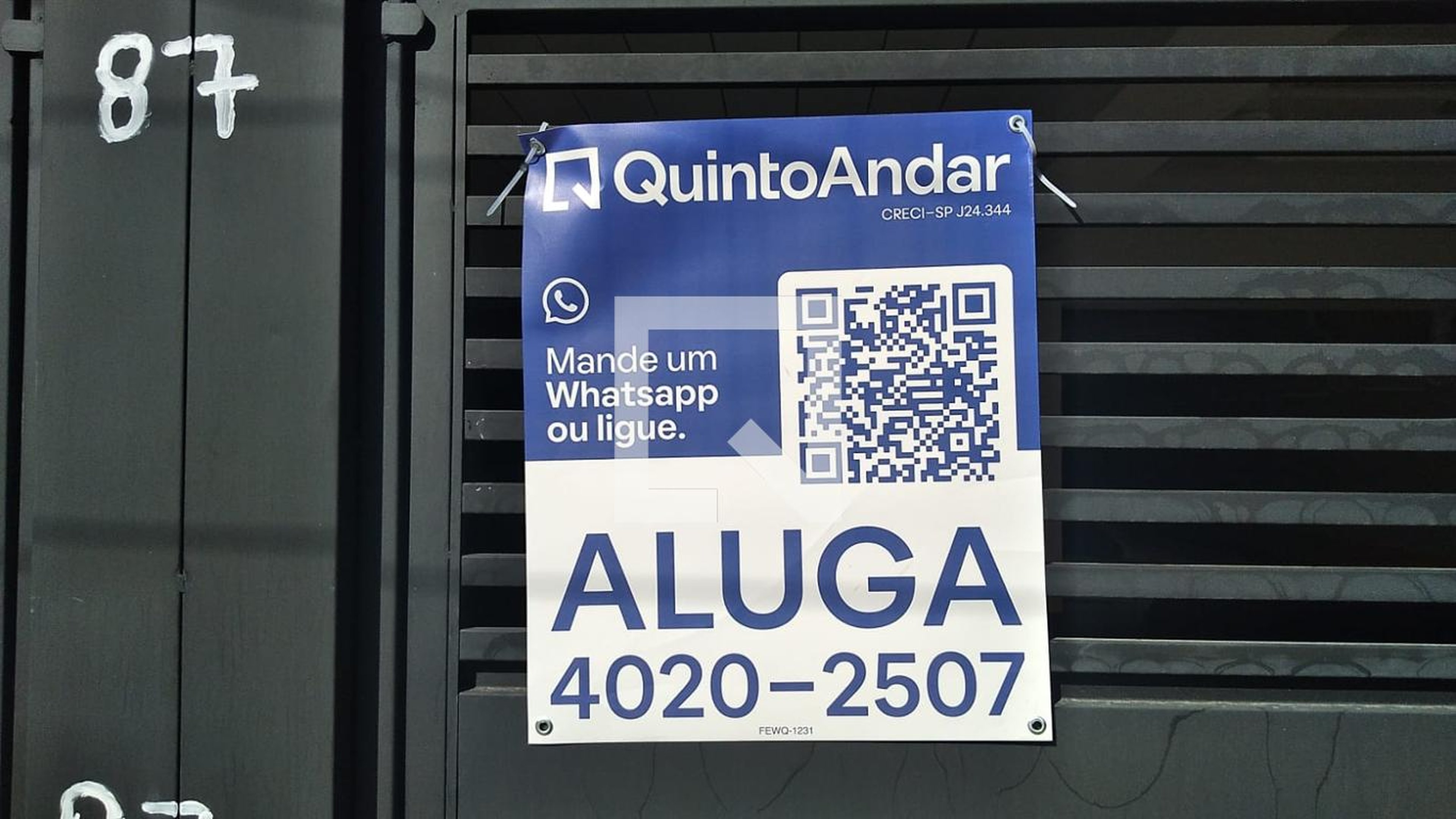 Fachada Condomínio em Rua Sete de Novembro, 87
