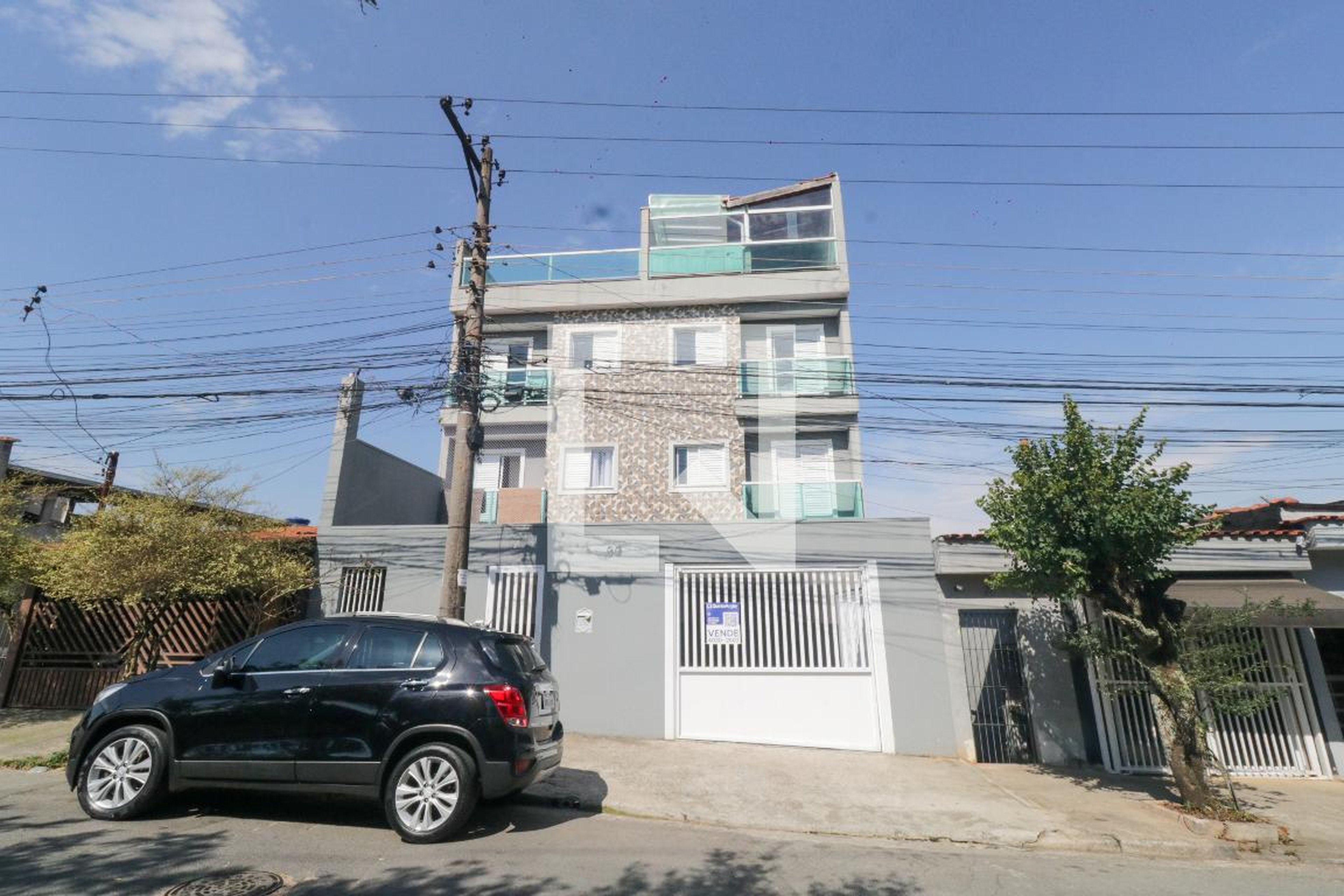 Fachada Condomínio em Rua Aqueronte, 90