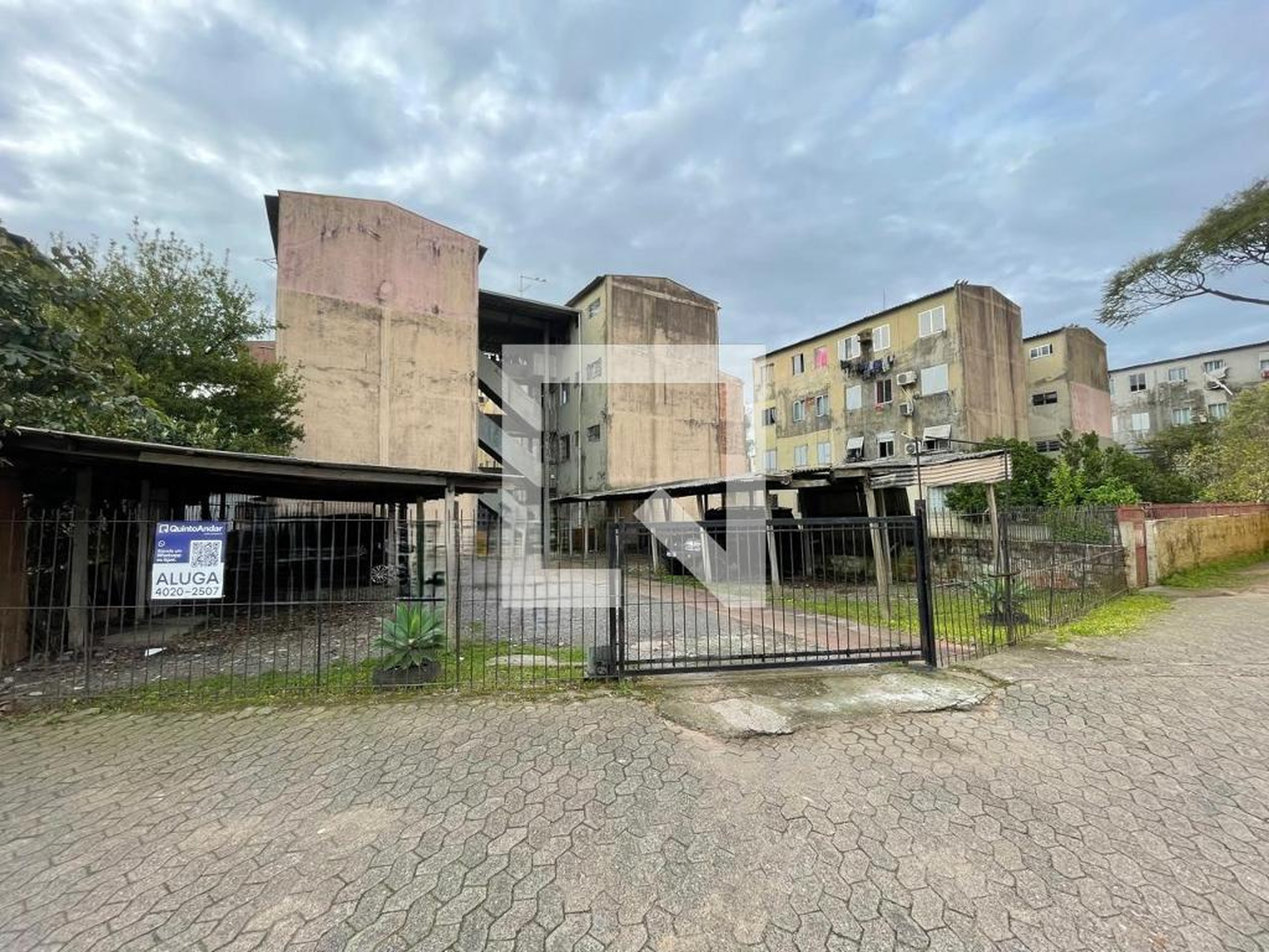 Fachada Condomínio em Avenida Alfredo Scharlau, 480