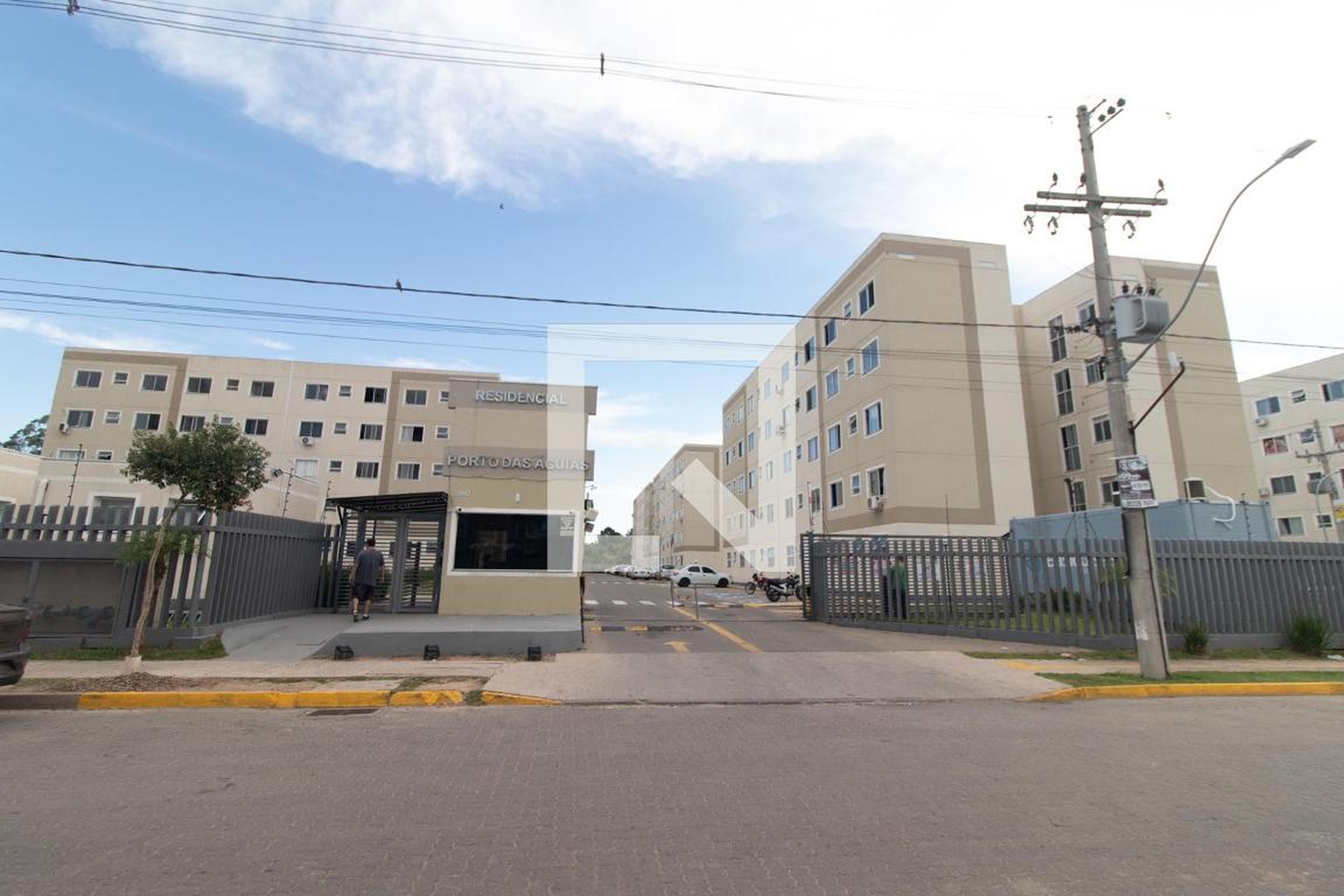 Fachada Condomínio em Estrada João Antônio da Silveira, 980
