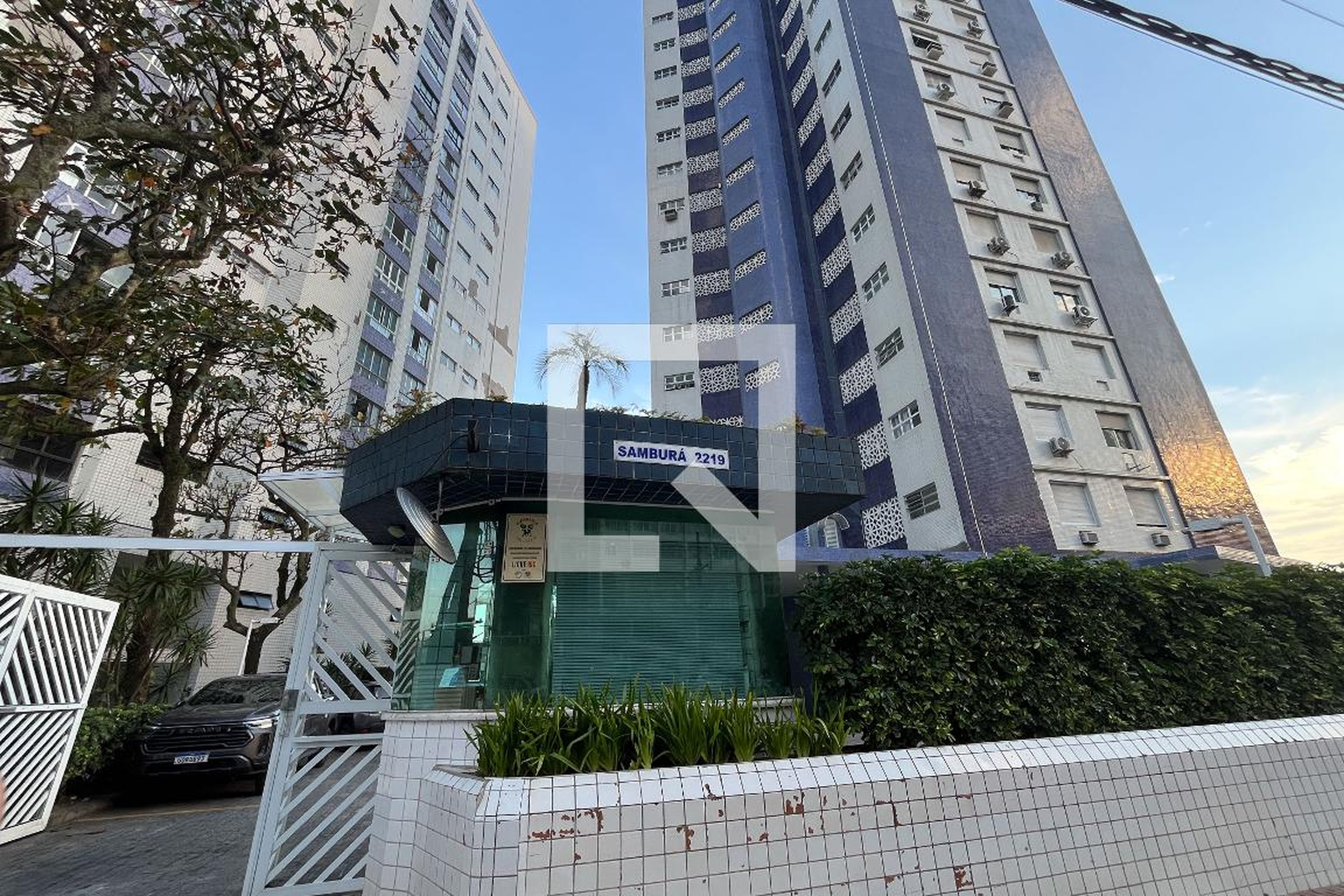 Fachada Edificio Sambura