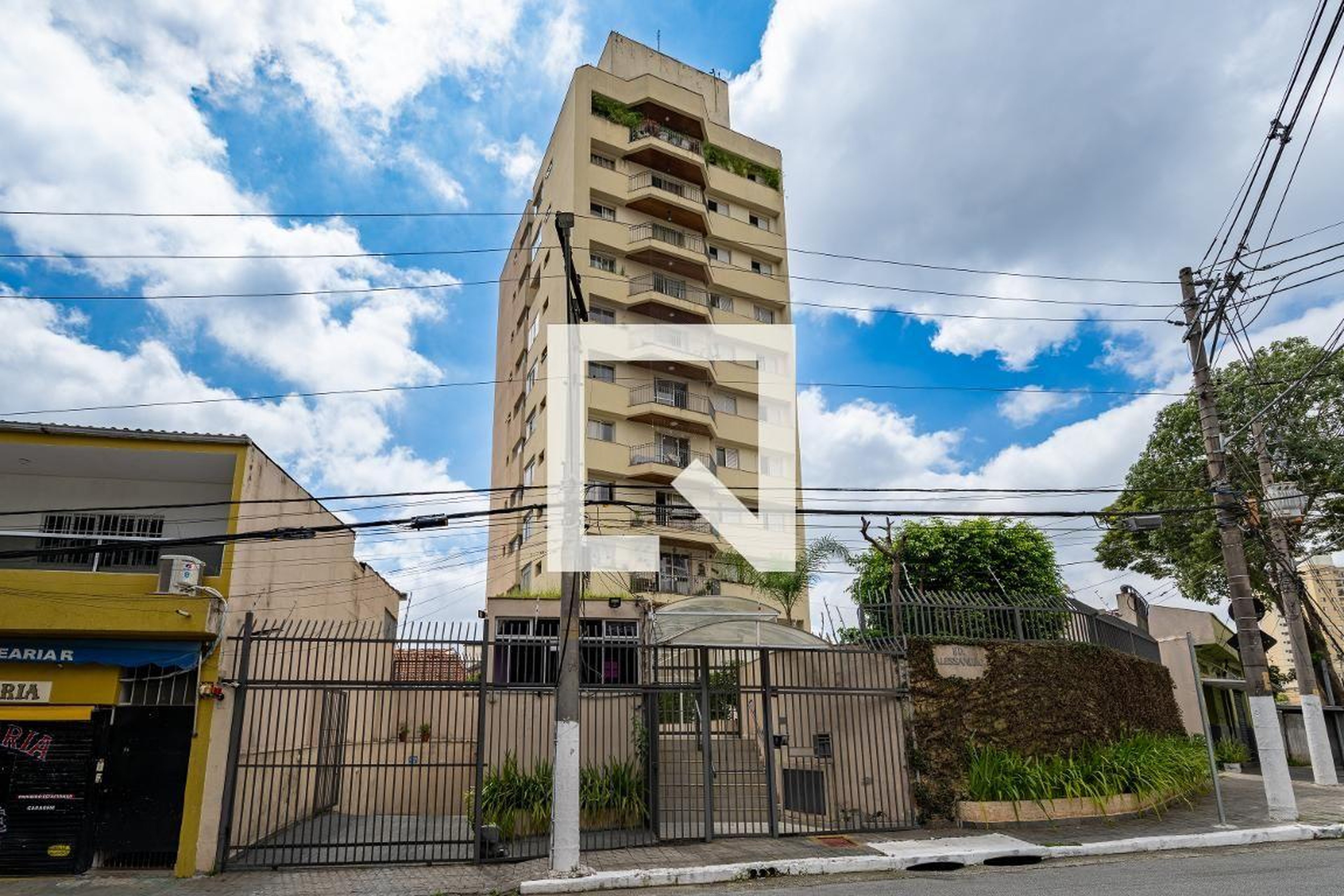 Fachada do Prédio Condomínio Alessandro