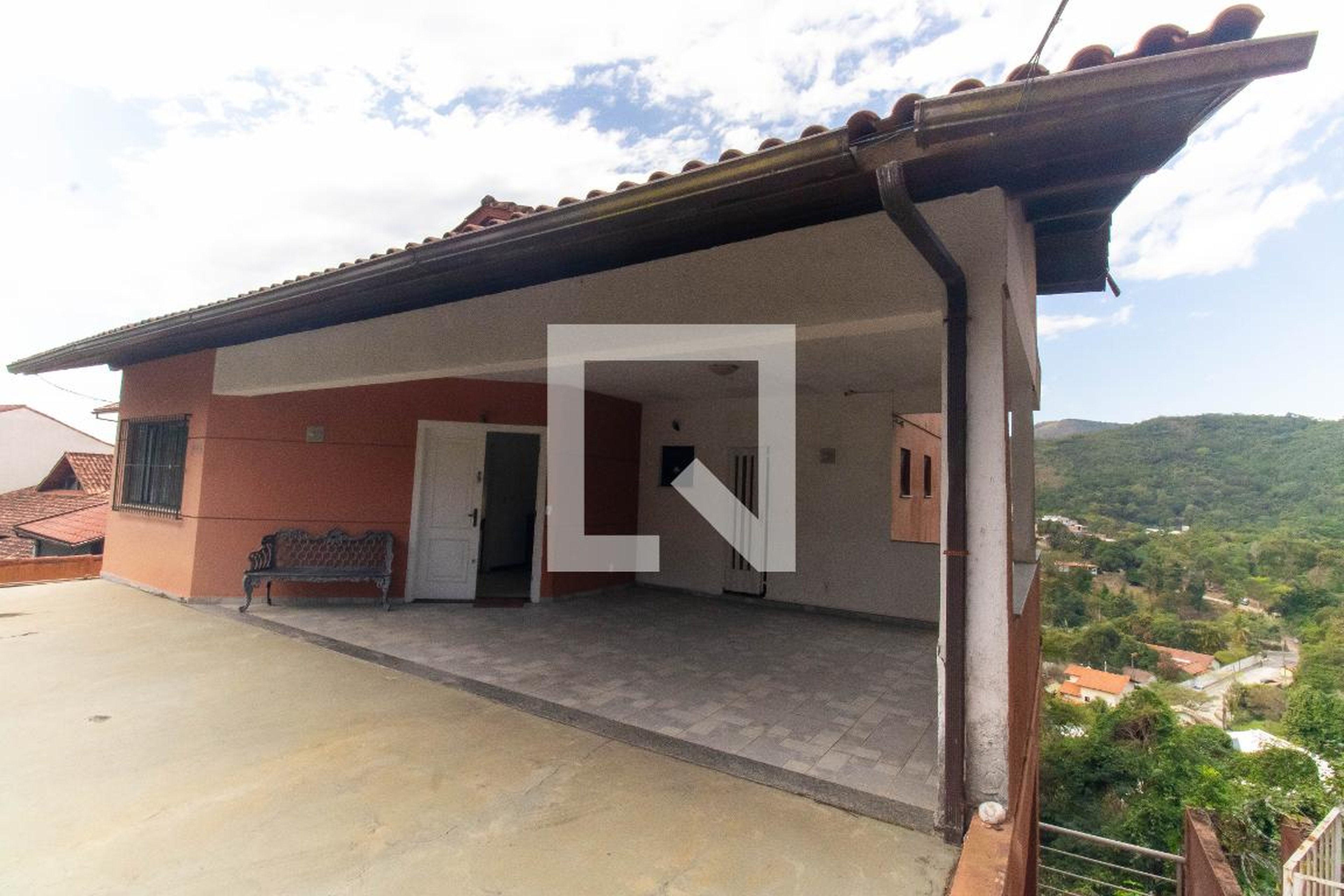 Fachada Condomínio em Rua Abelardo Barbosa, 374