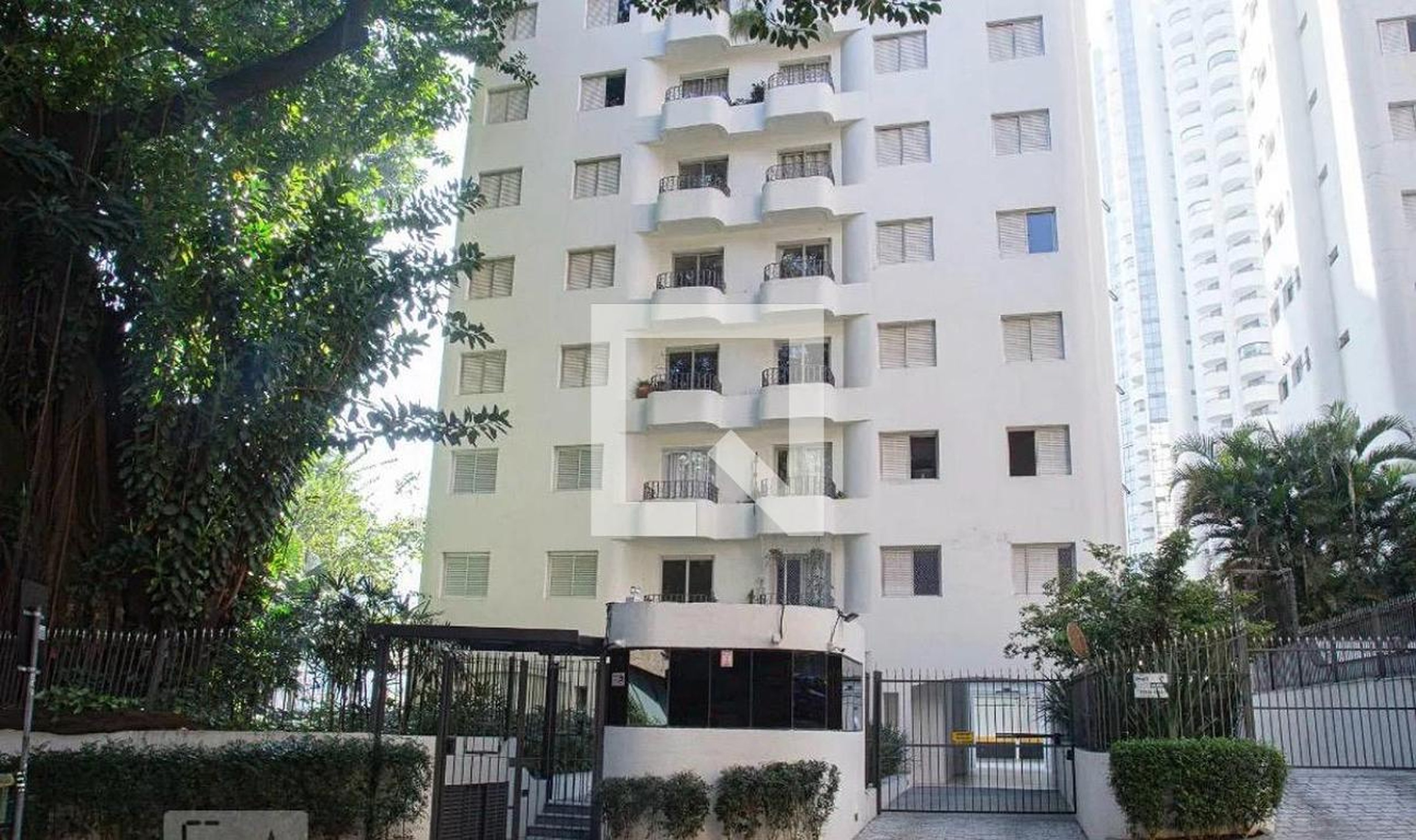 Fachada Condomínio Parque Trianon