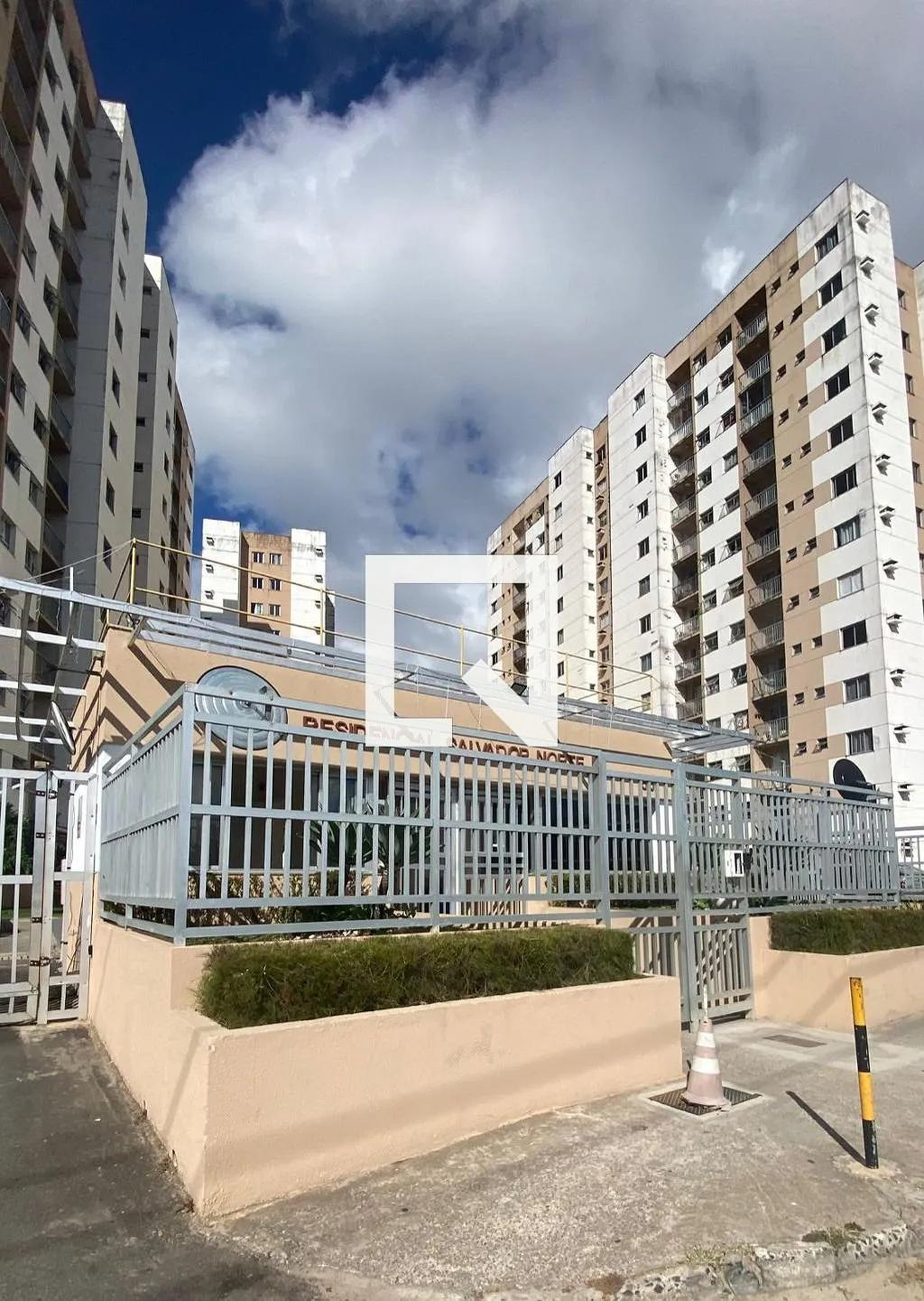 Fachada Condomínio em Travessa Acalanto, 504