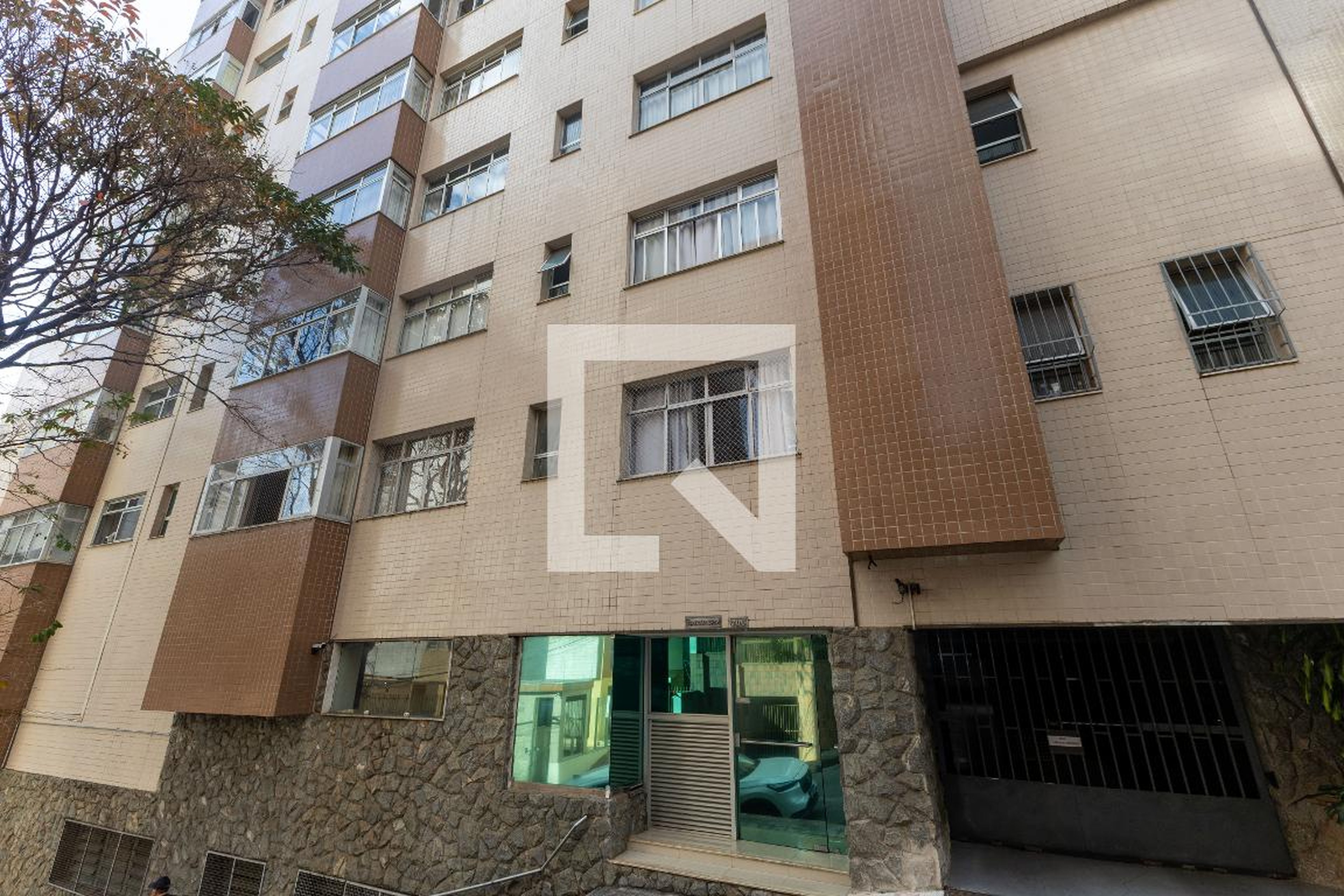 Fachada Condomínio em Rua Antônio Dias, 700