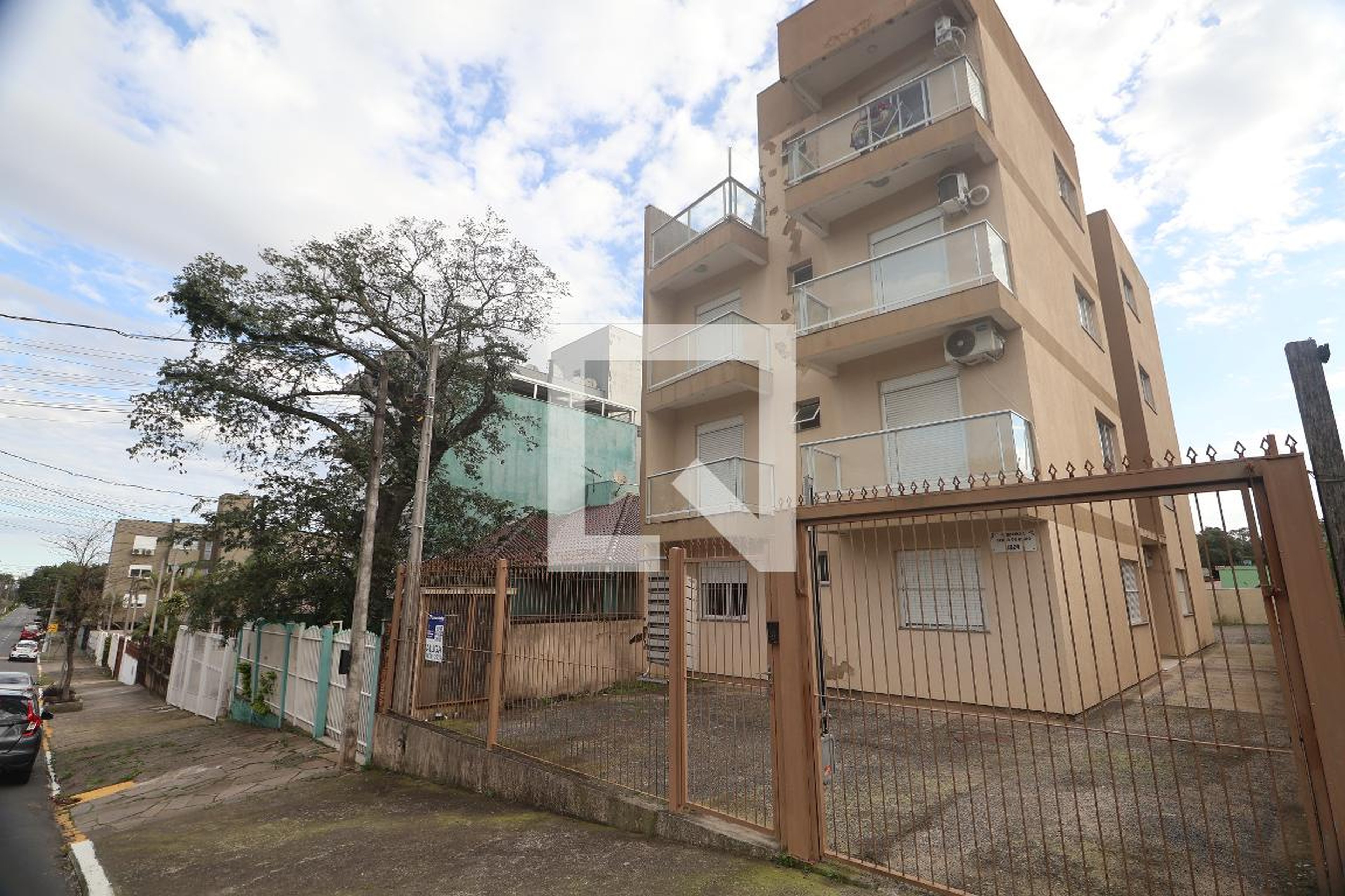 Fachada Condomínio em Avenida Lídio Batista Soares, 1324
