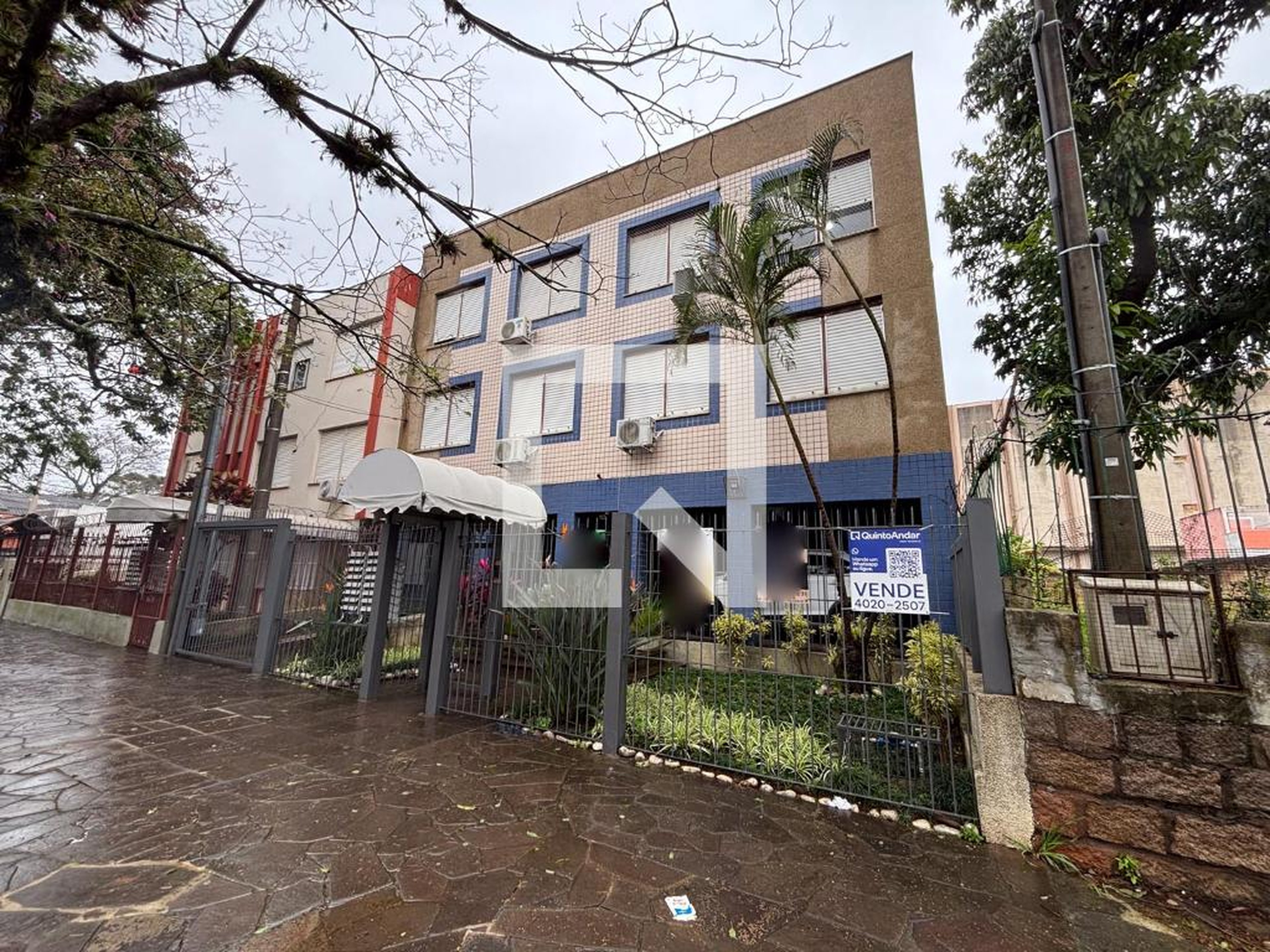 Fachada Condomínio em Rua Coronel José Rodrigues Sobral, 171