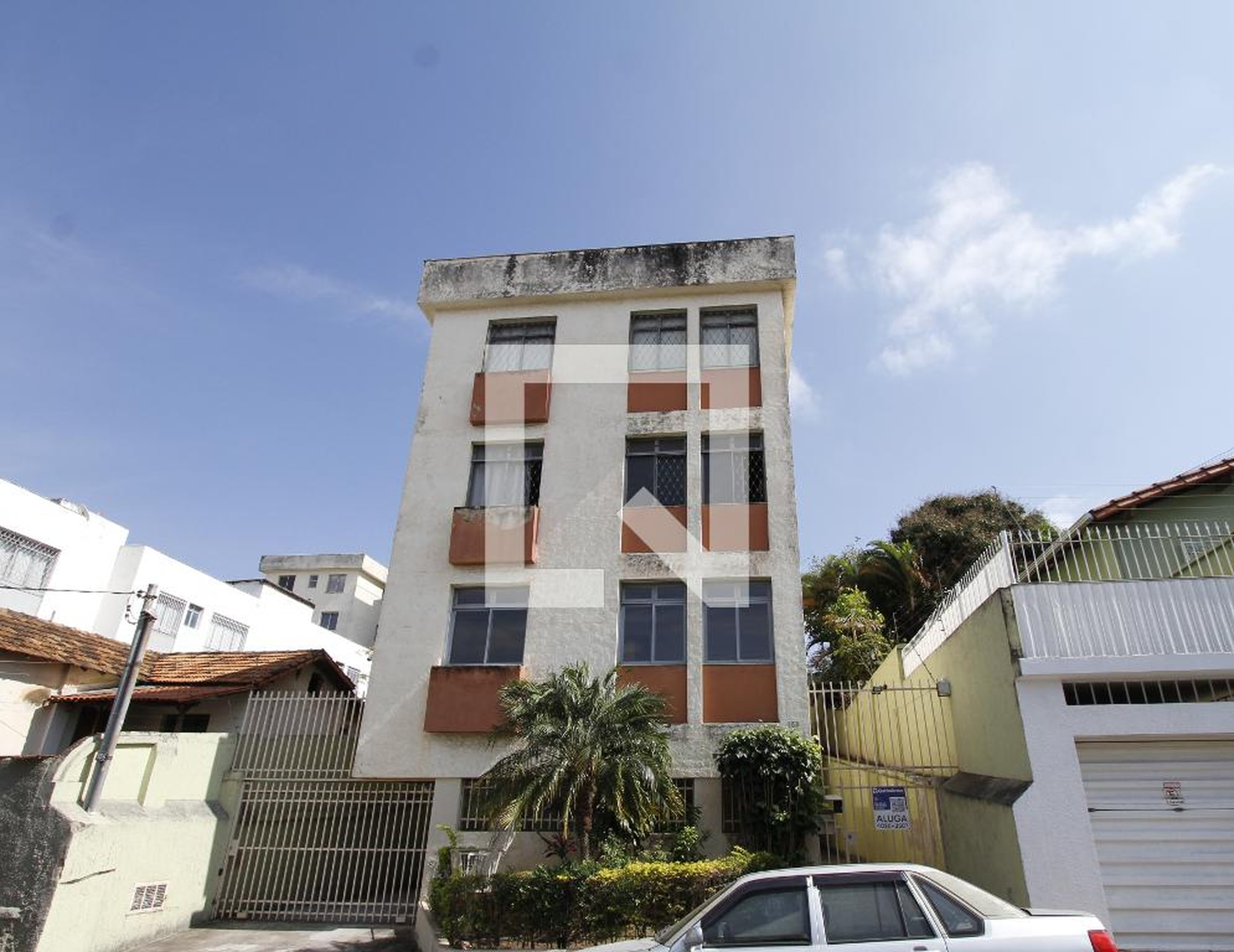Fachada Condomínio em Rua Suassuí, 156