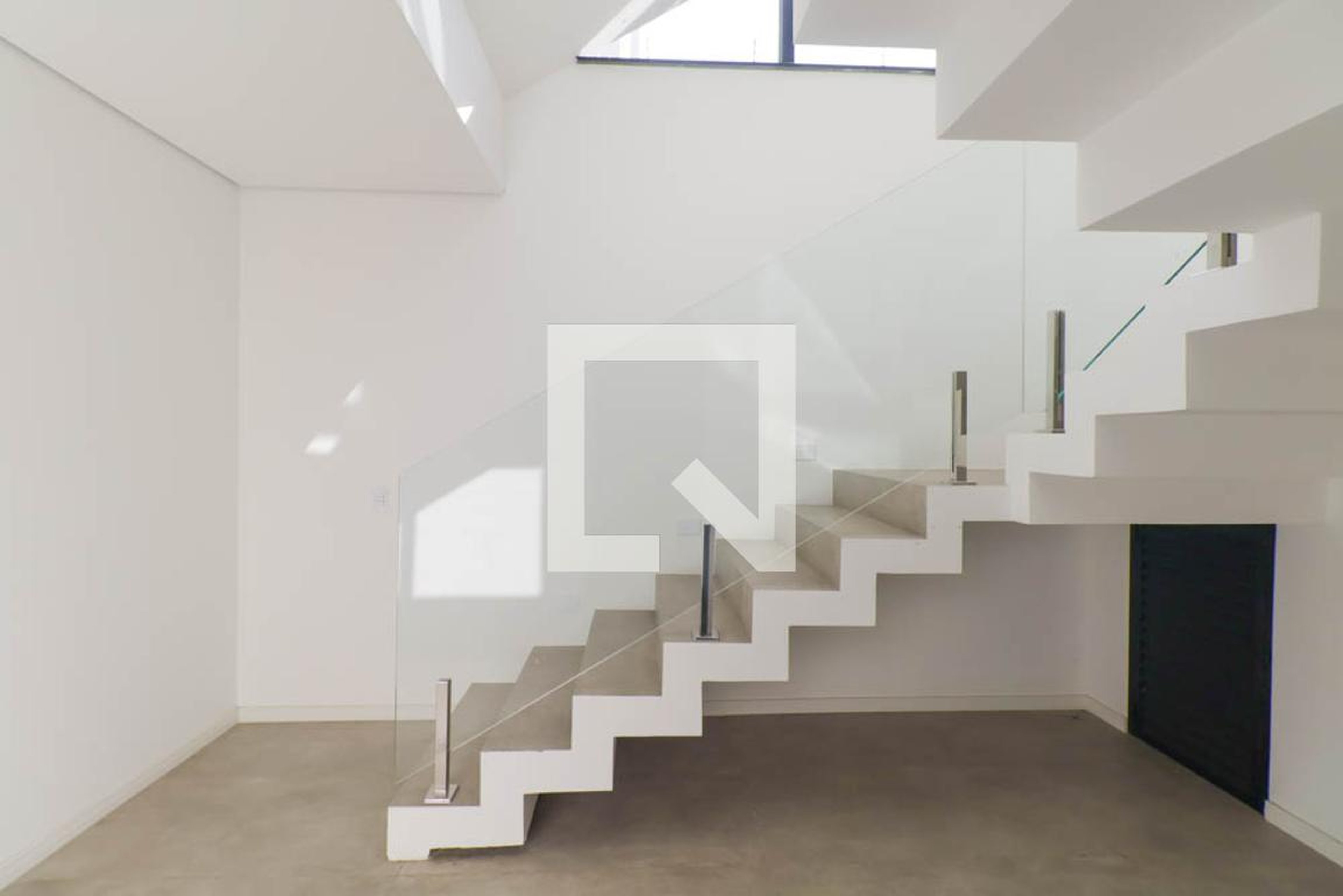 Hall - 