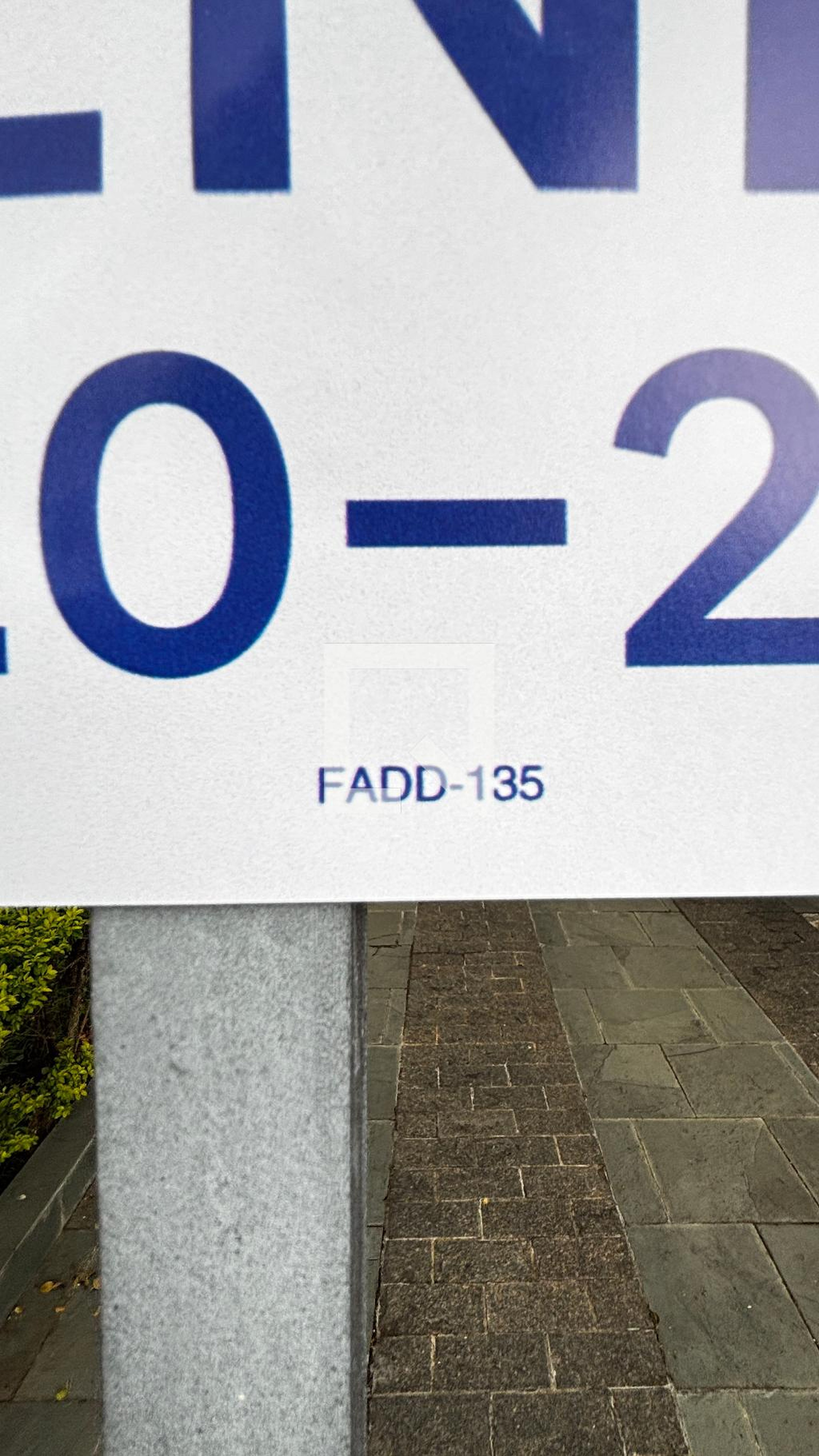Fachada Condomínio em Rua das Laranjeiras, 909