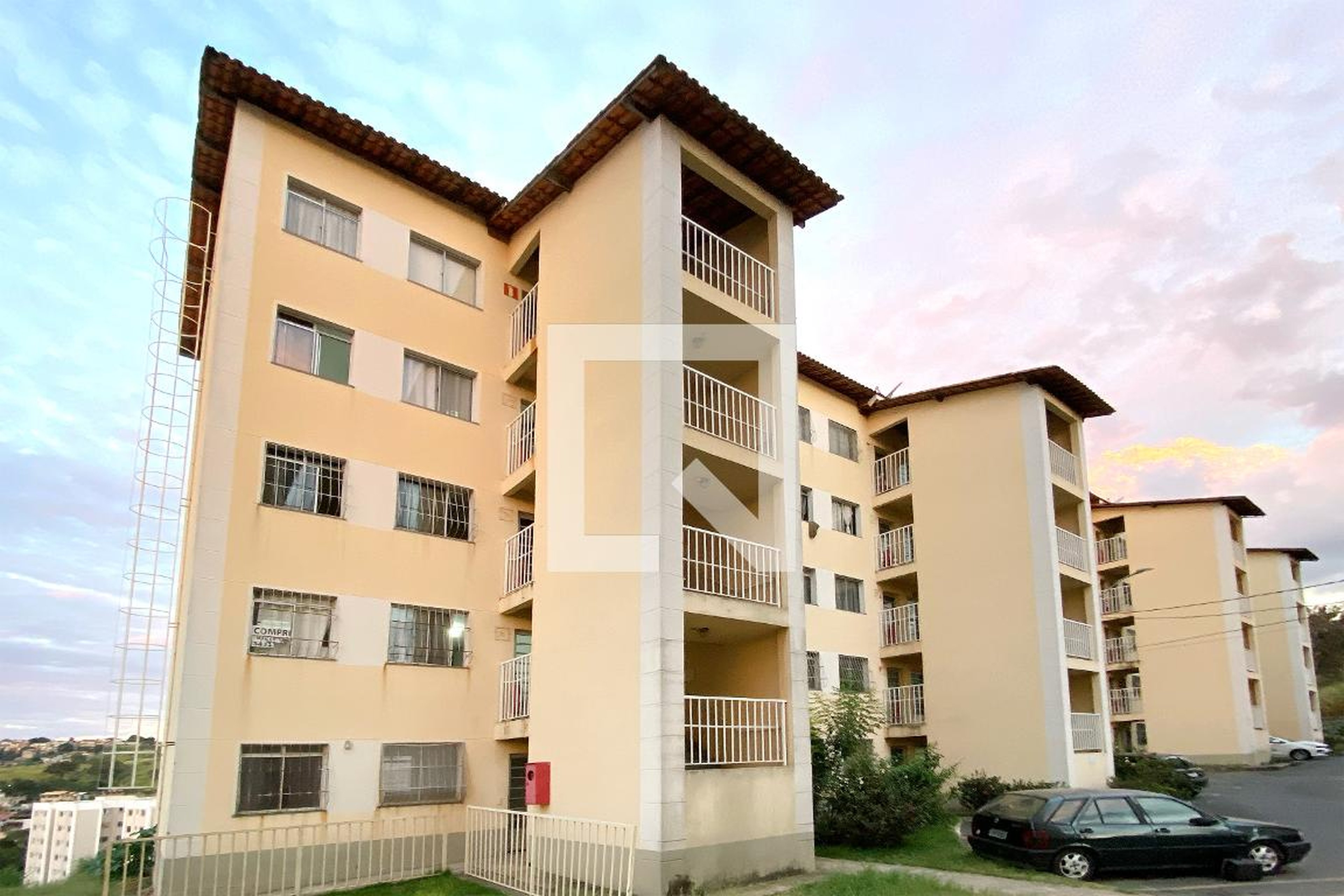 Fachada Condomínio em Avenida Magenta, 135
