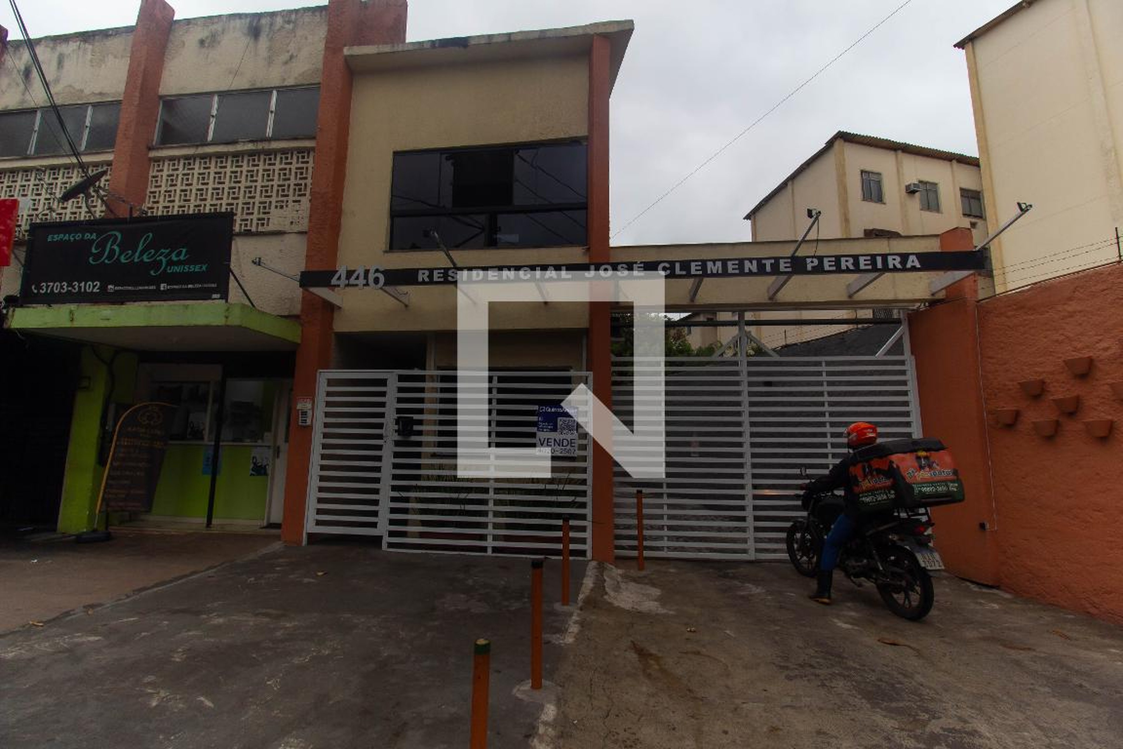 Fachada Condomínio Conjunto Residencial José Clemente Pereira