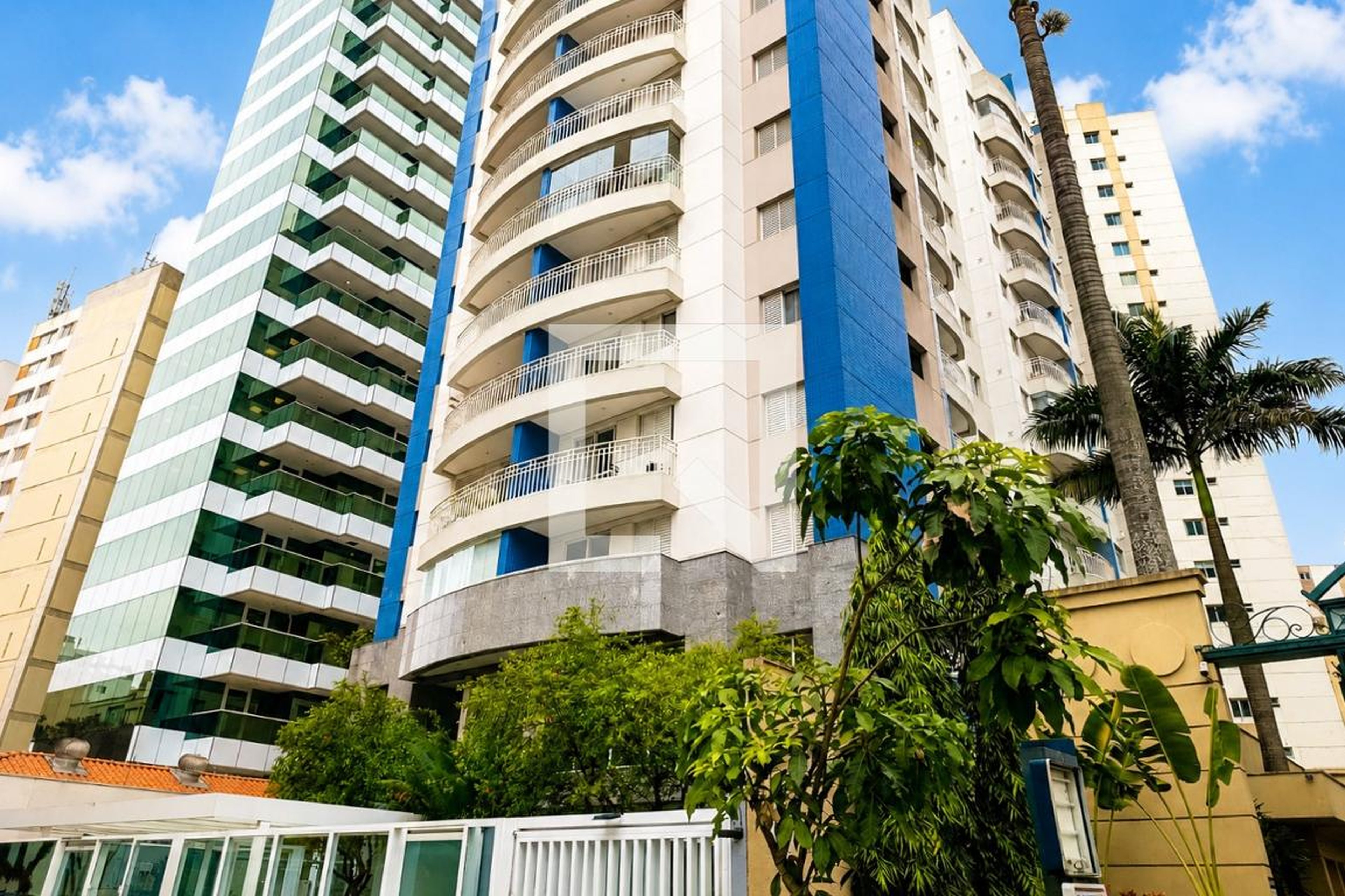 Fachada Condomínio Bela Cintra