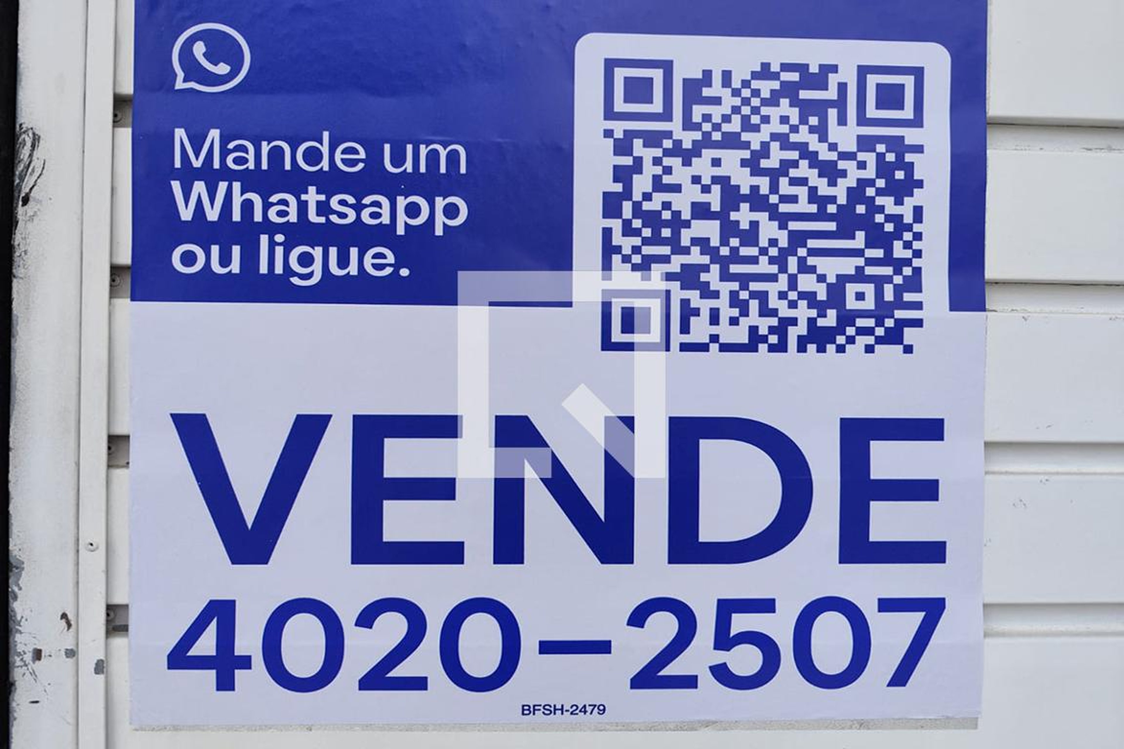 Fachada Condomínio em Rua Impata, 804