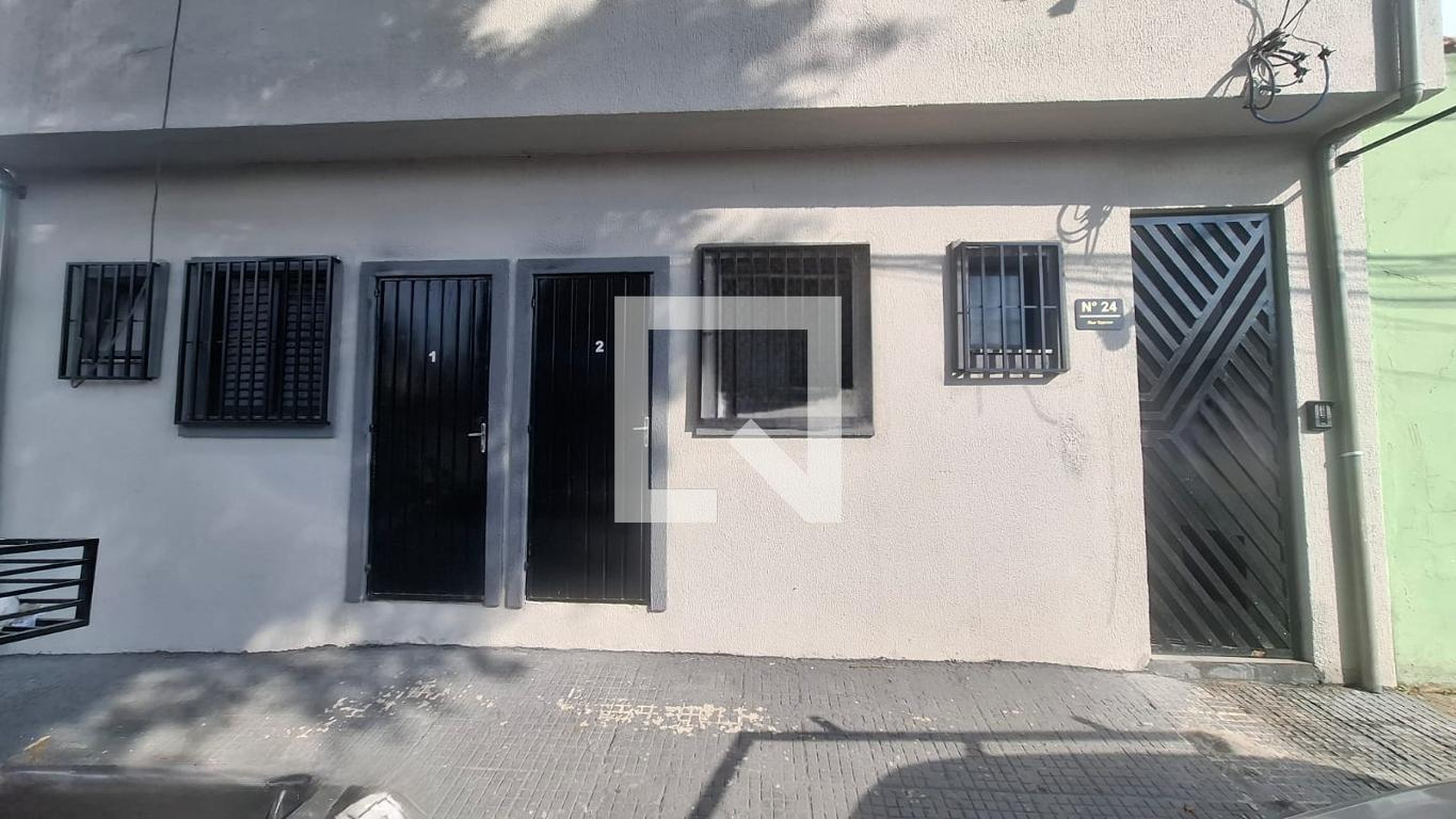 Fachada Condomínio em Rua Tapuias, 24