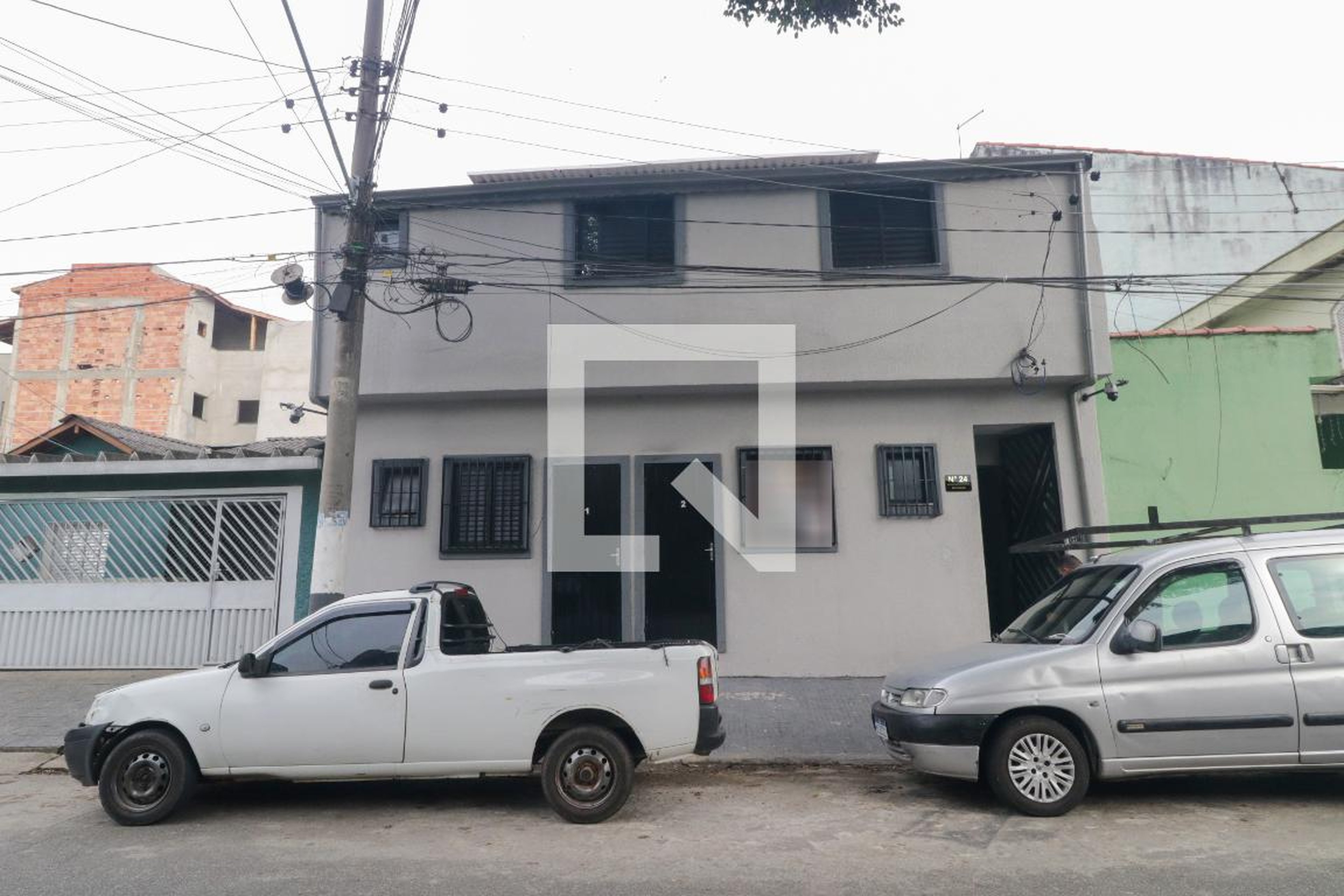 Fachada Condomínio em Rua Tapuias, 24