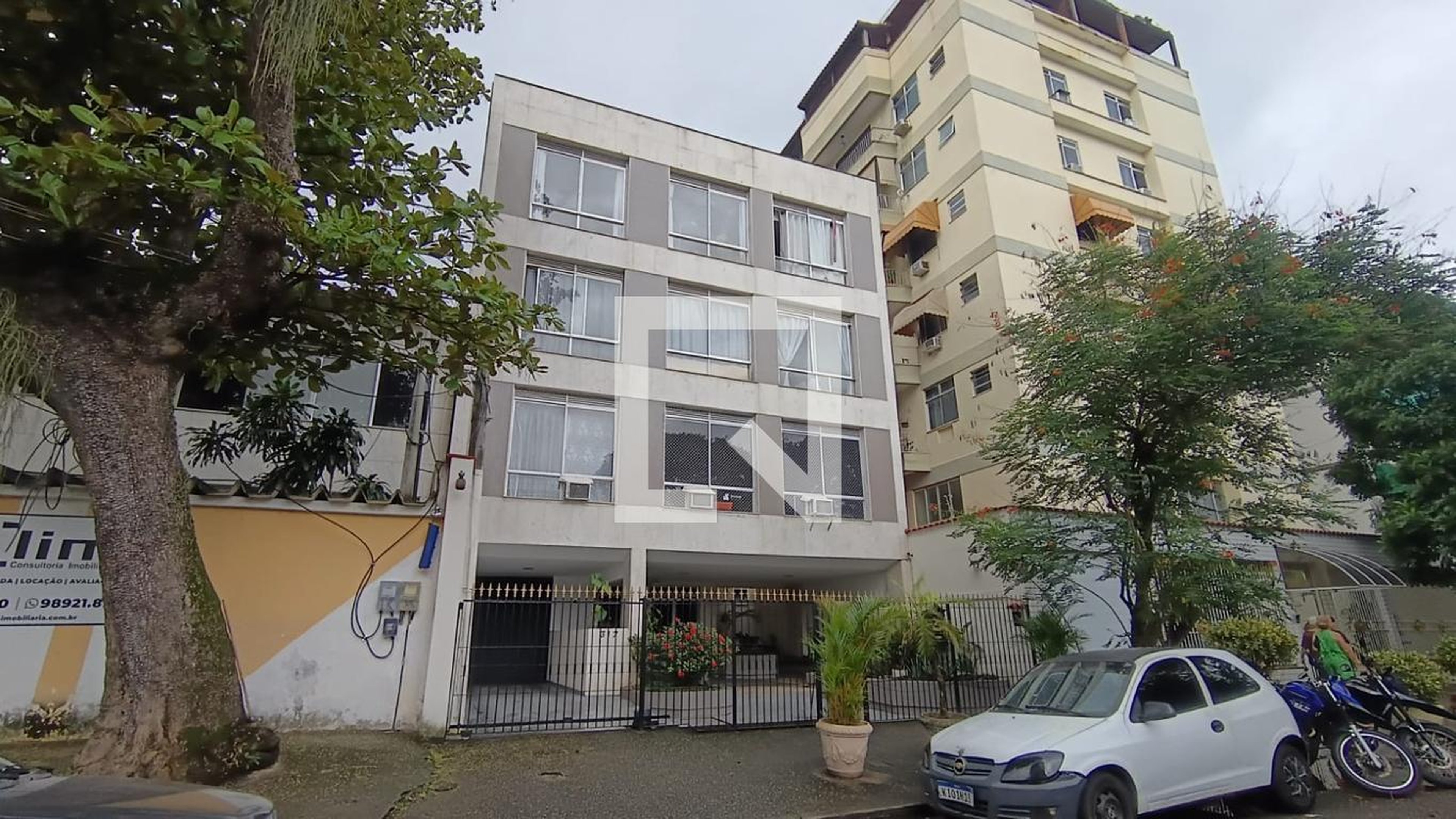 Fachada Condomínio em Rua Xingú, 317