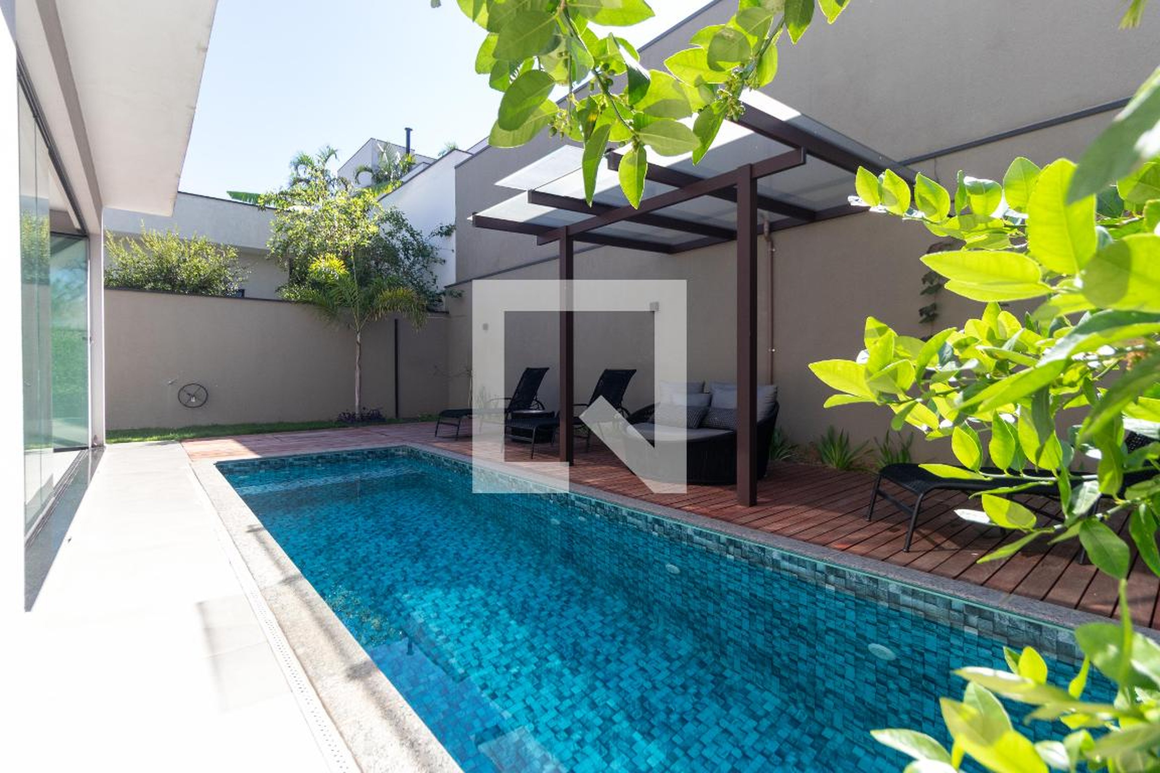 Piscina Condomínio em Rua Alice Lourdes Lançoni, 287