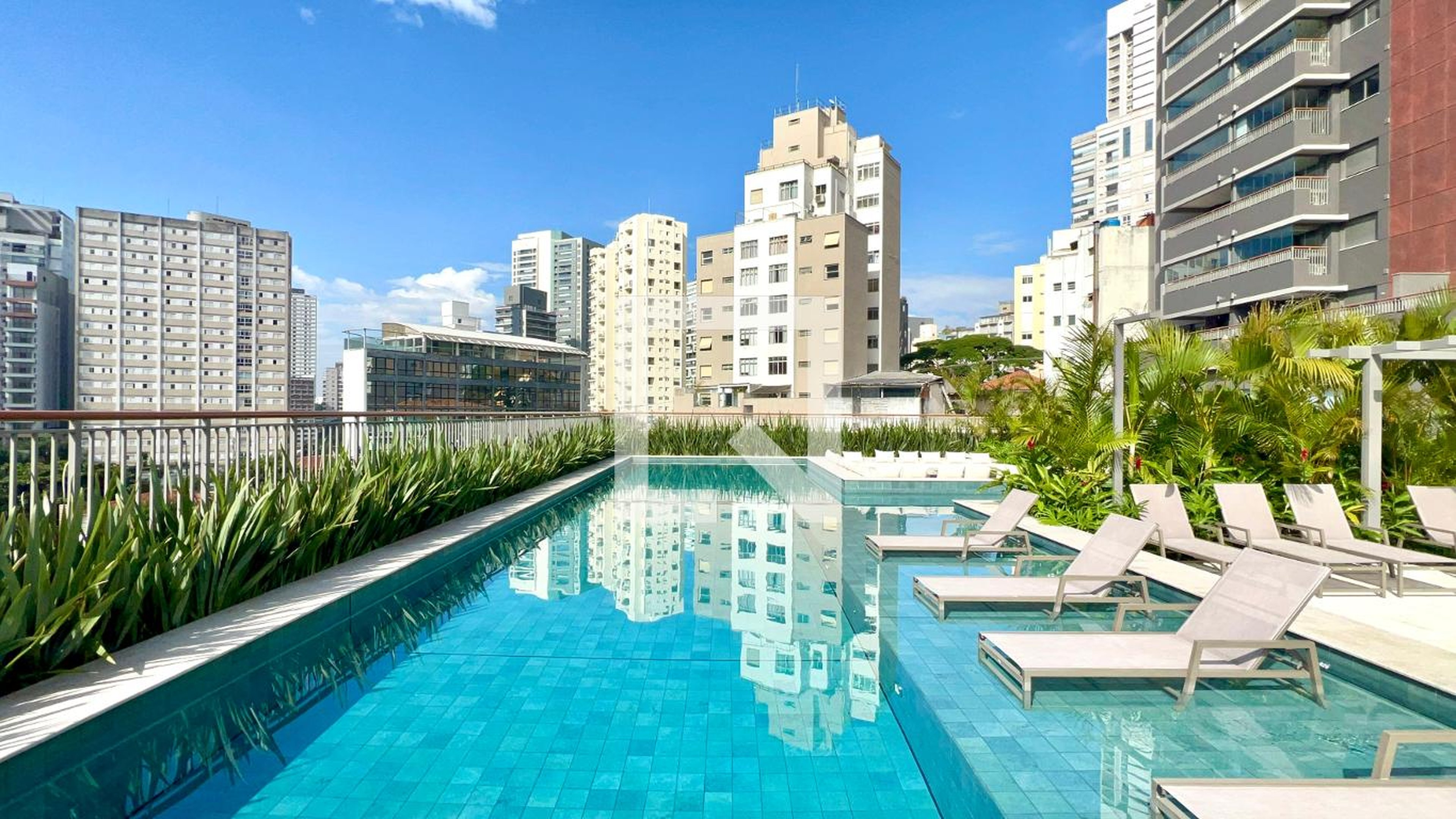 Piscina - Edifício Sinésio