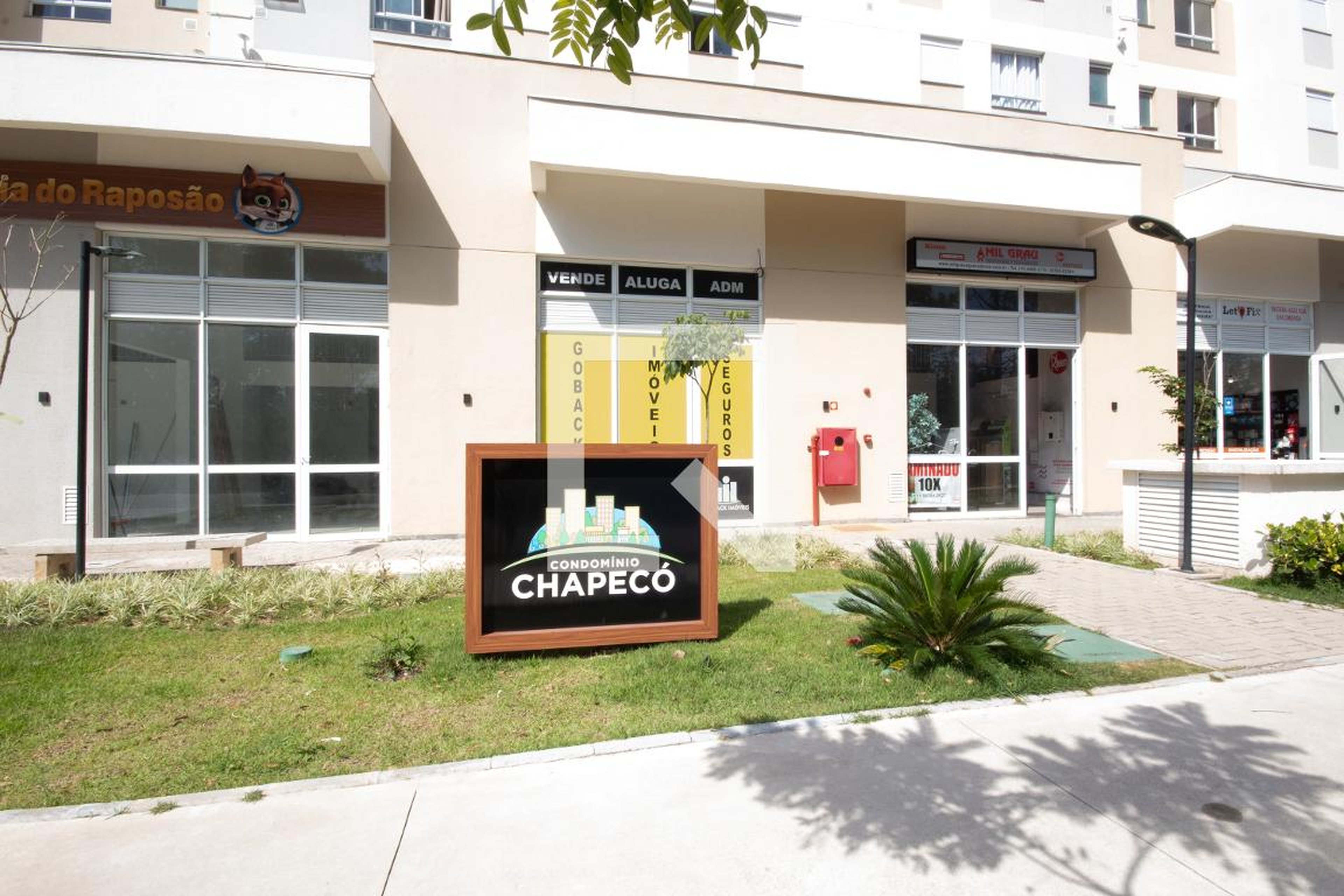 Fachada Condomínio Reserva Raposo