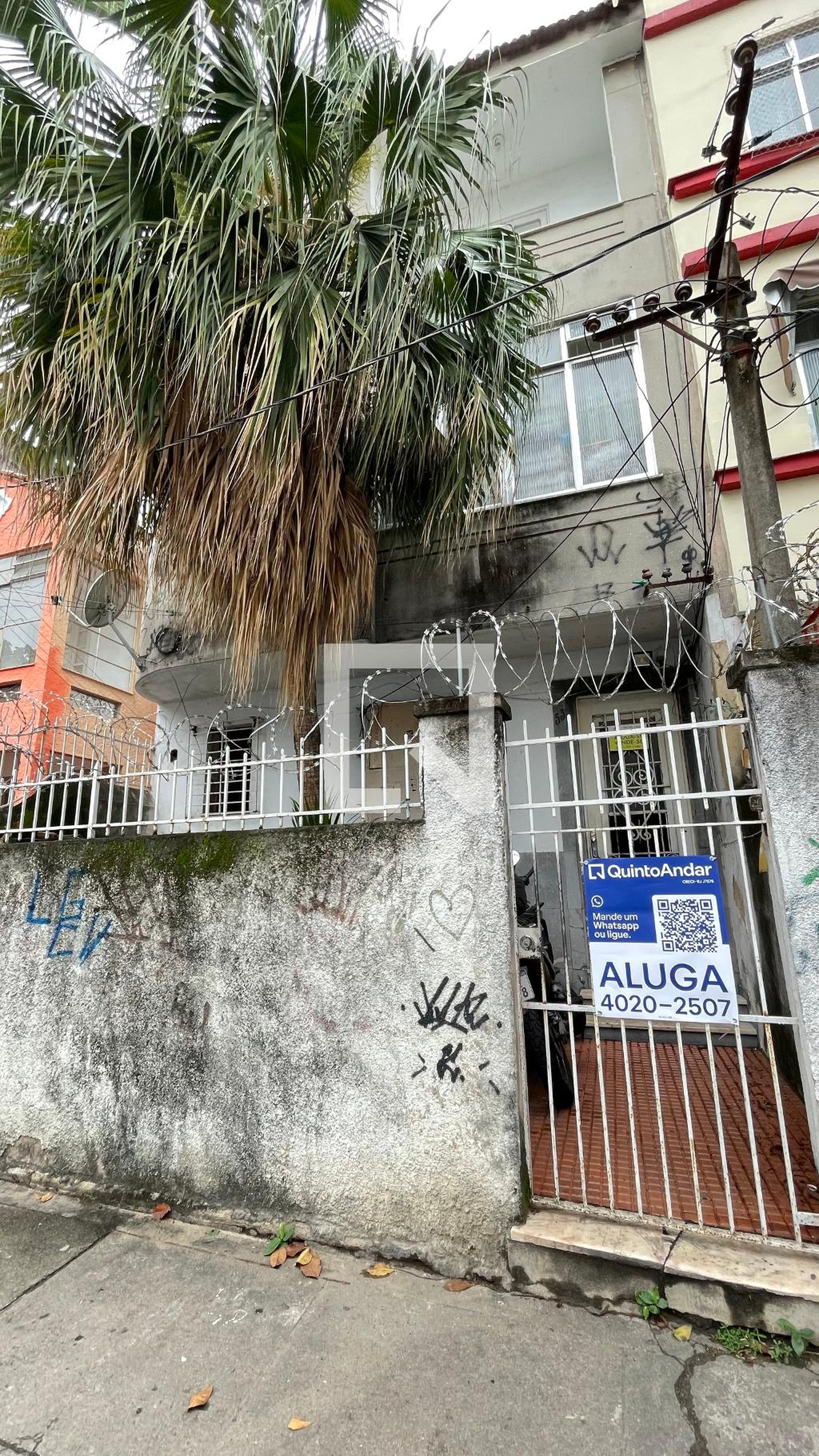 Fachada Condomínio em Rua Barão de Sertório, 53