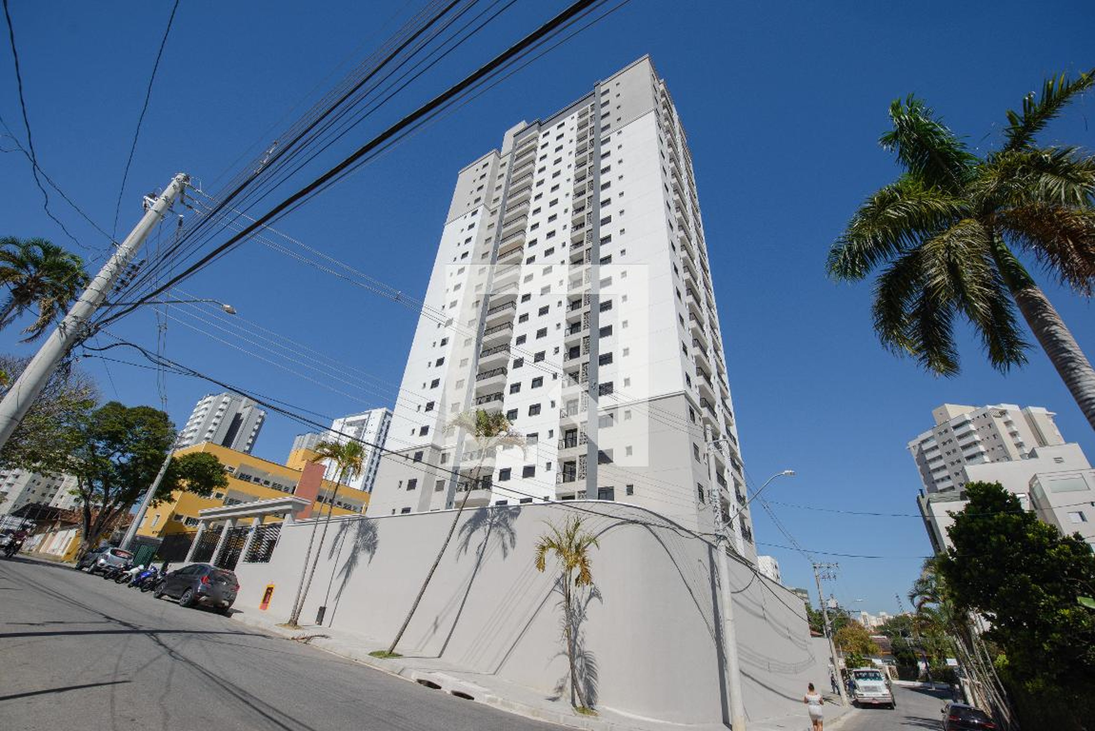 Fachada do Prédio Condomínio em Rua Professor José Ezequiel de Souza, 91