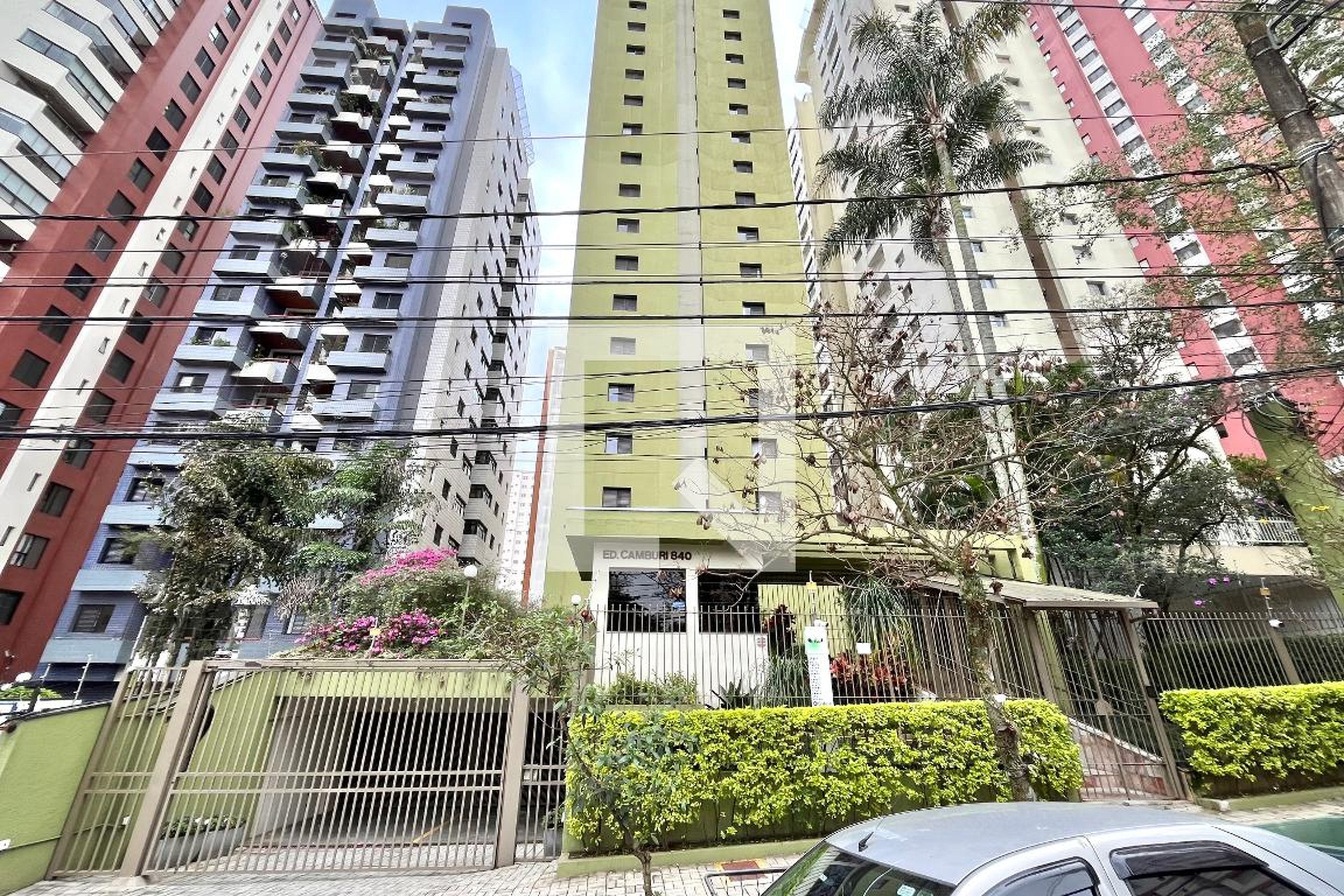 Fachada Condomínio Camburi