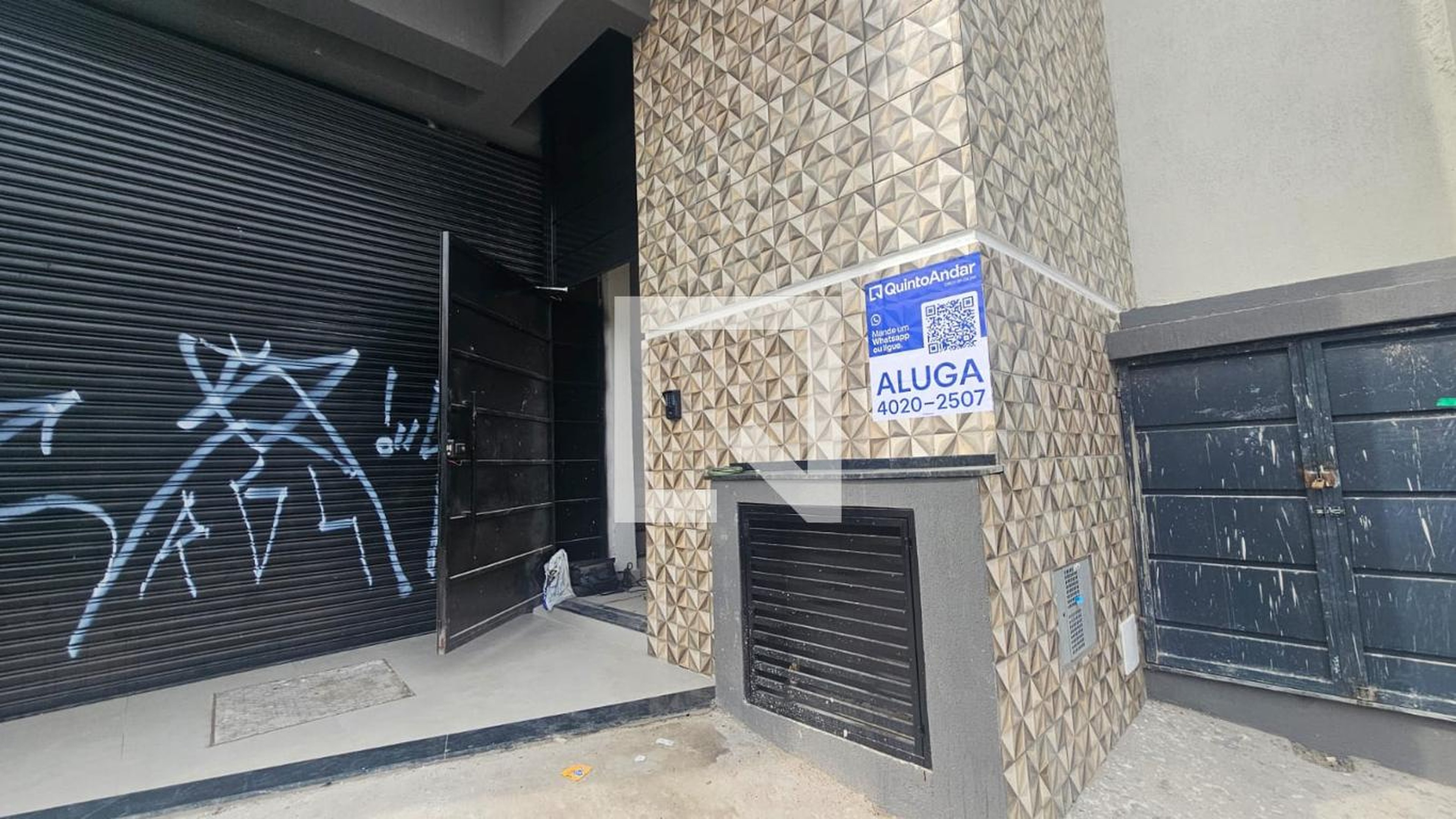 Fachada Condomínio em Avenida Waldemar Carlos Pereira, 1115