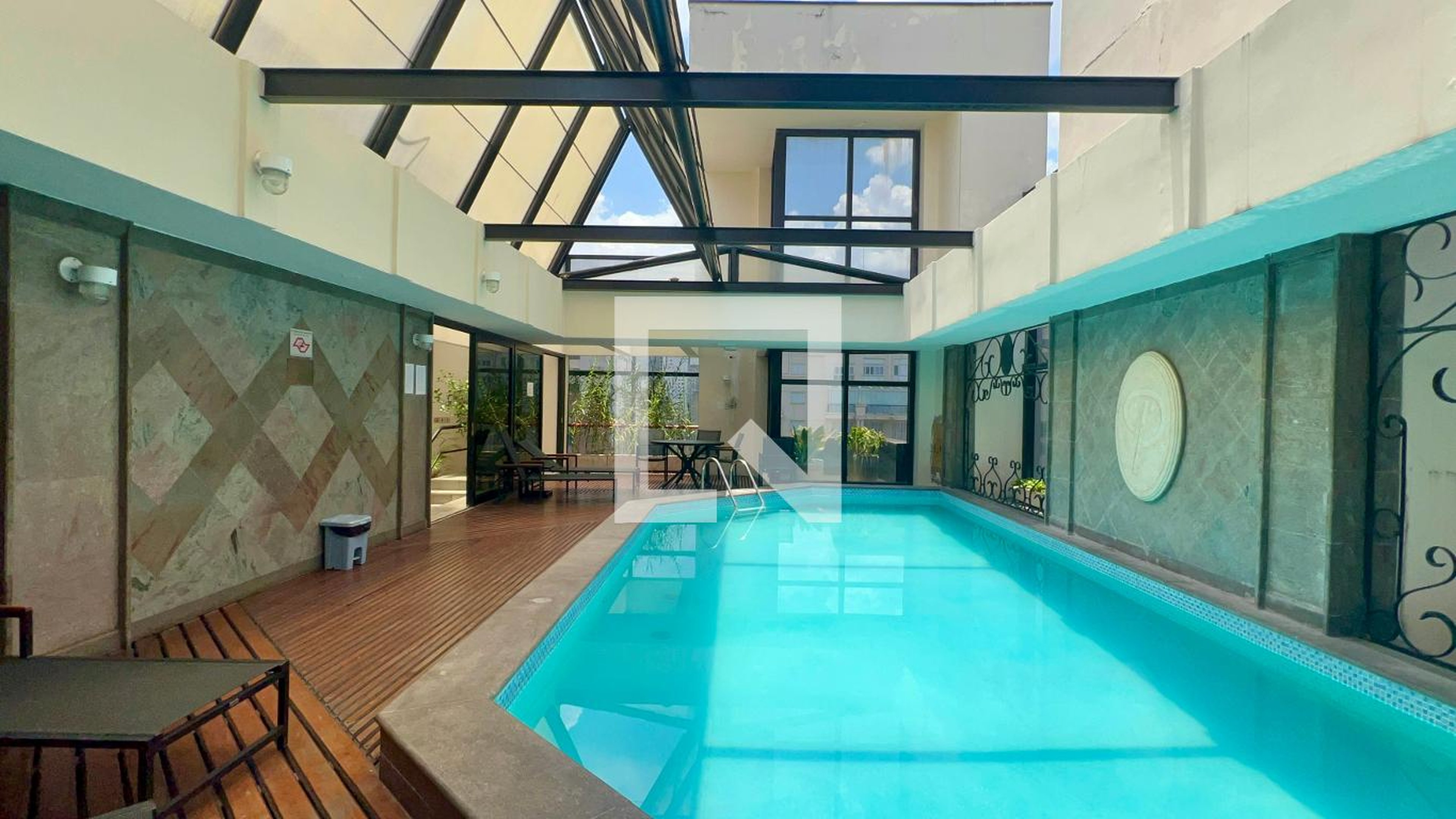 Piscina - Le Premier Apartamentos