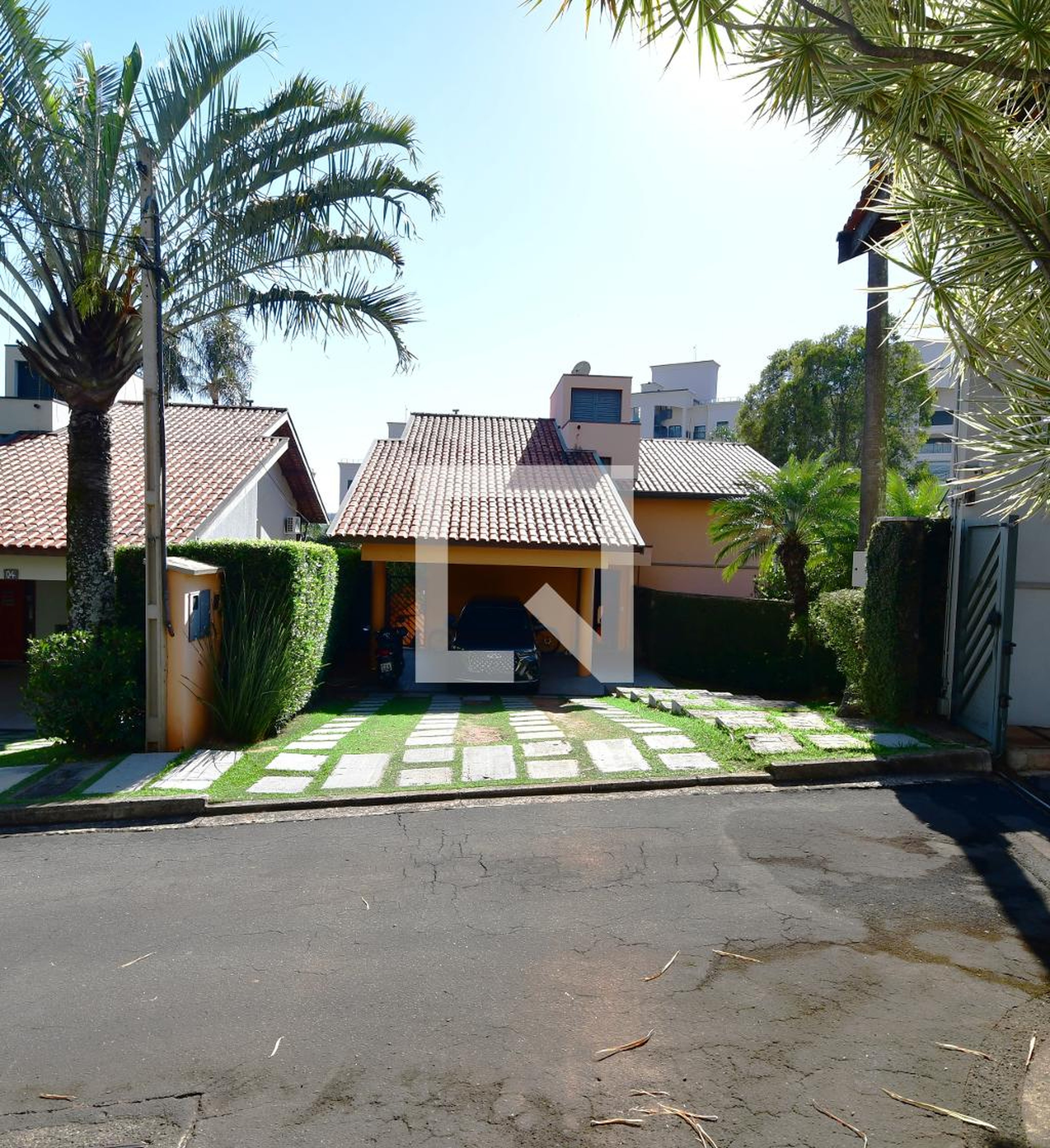 Fachada Condomínio Palmeiras da Hípica