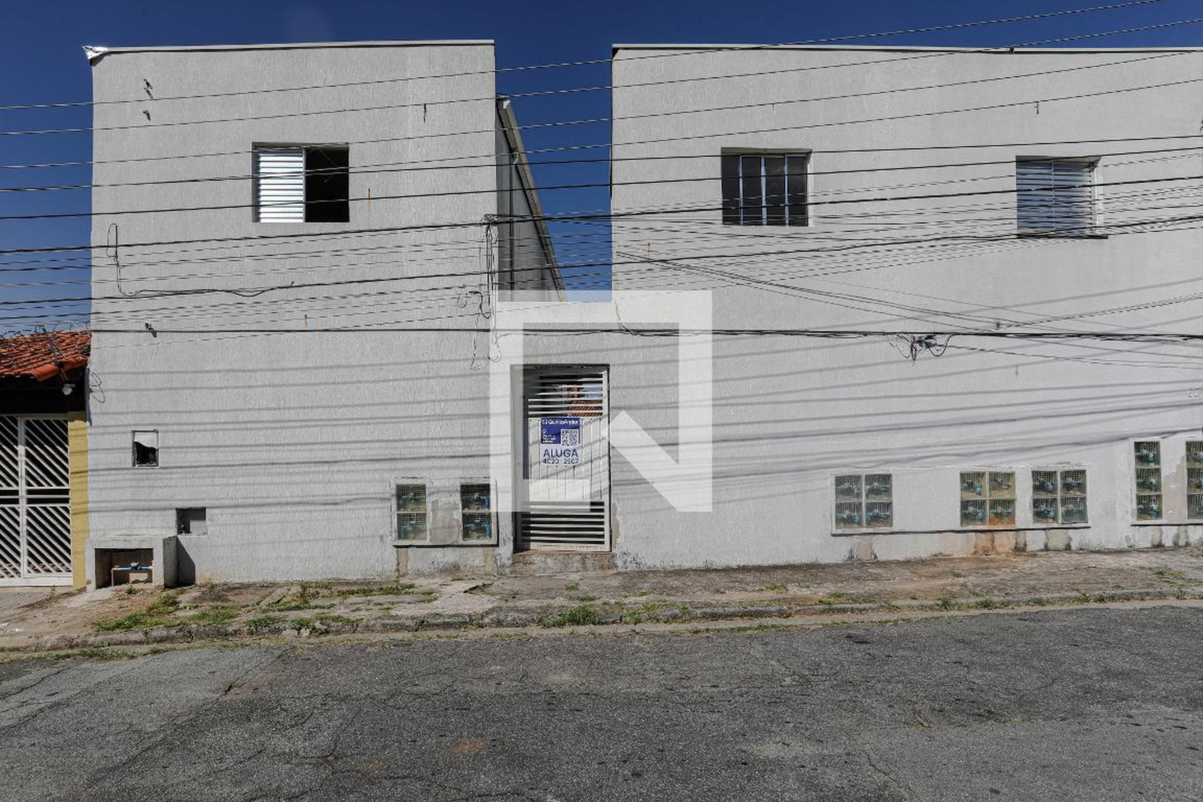 Fachada Condomínio em Rua Doutor Freitas Valê, 677
