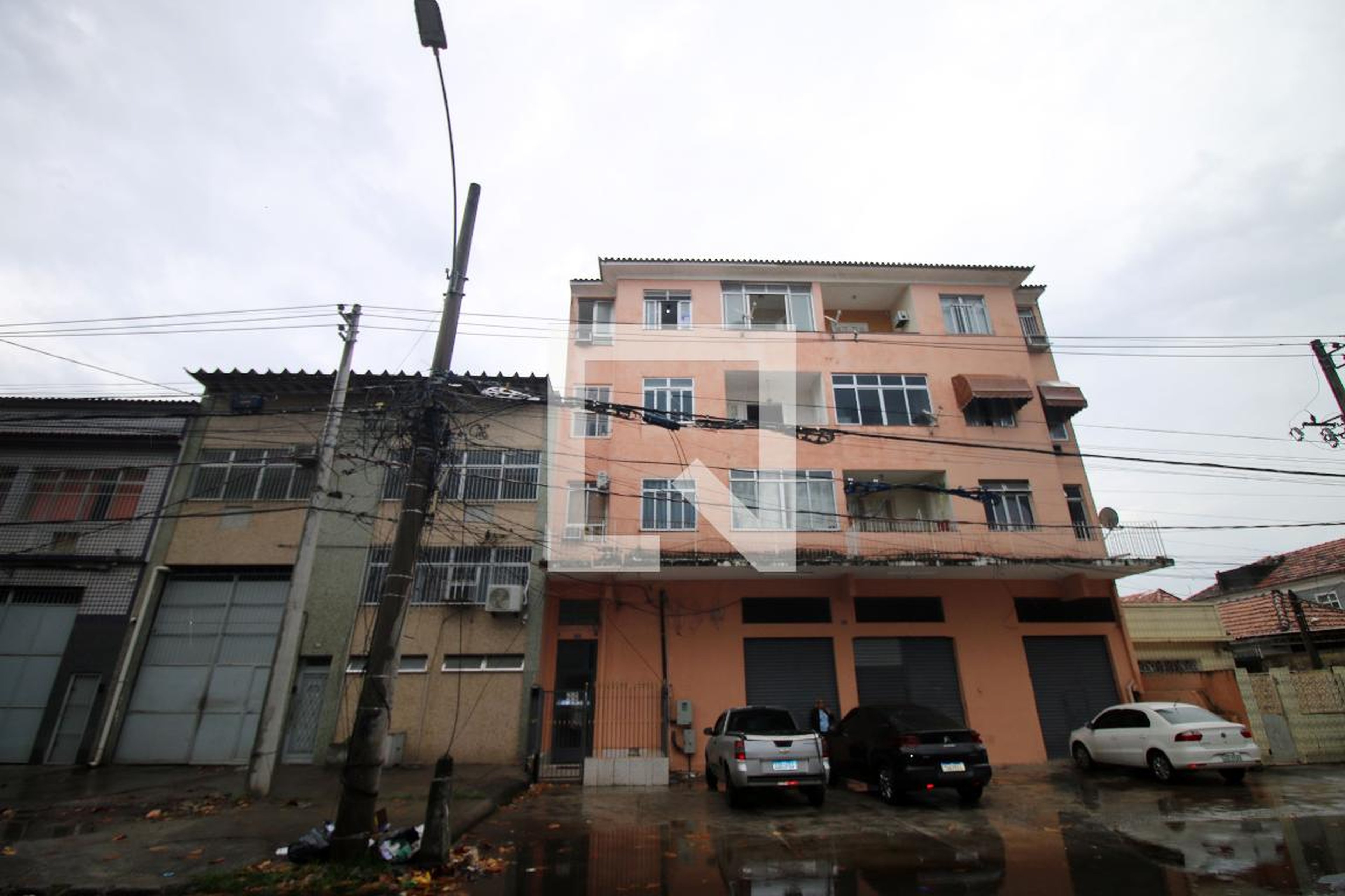 Fachada do Prédio Condomínio em Rua Guatemala, 215