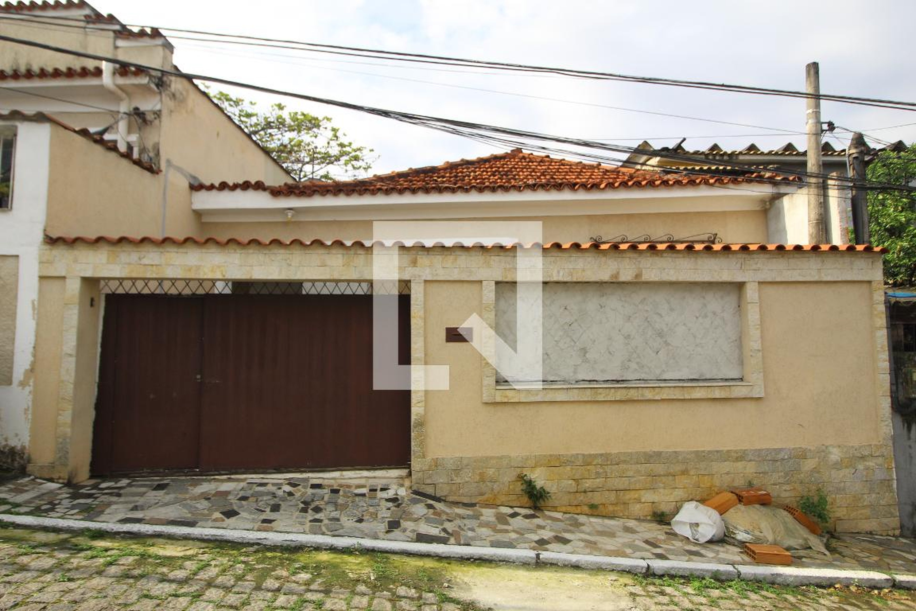 Fachada Condomínio Godofredo 368