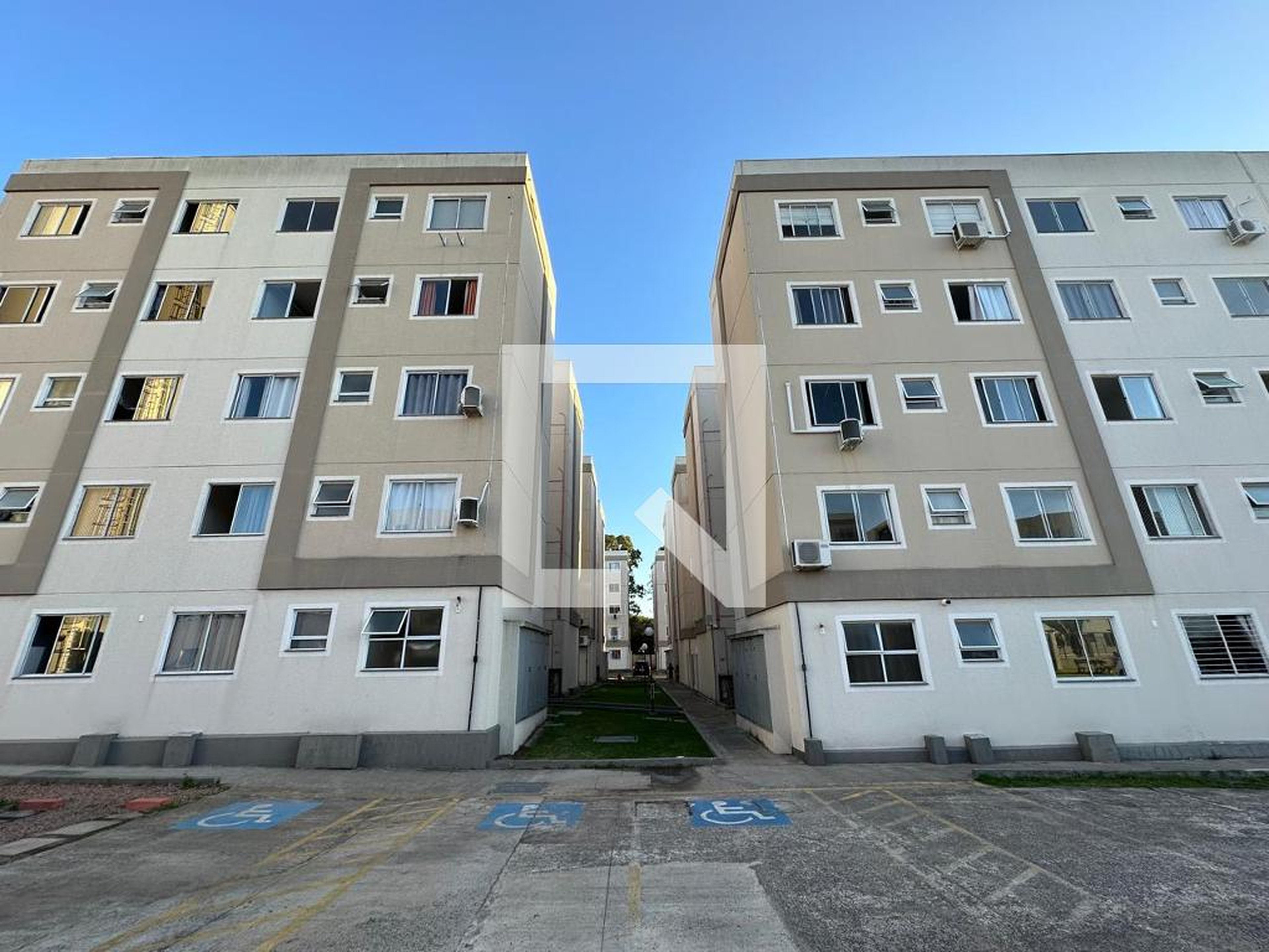 Fachada Residencial Porto dos Canários