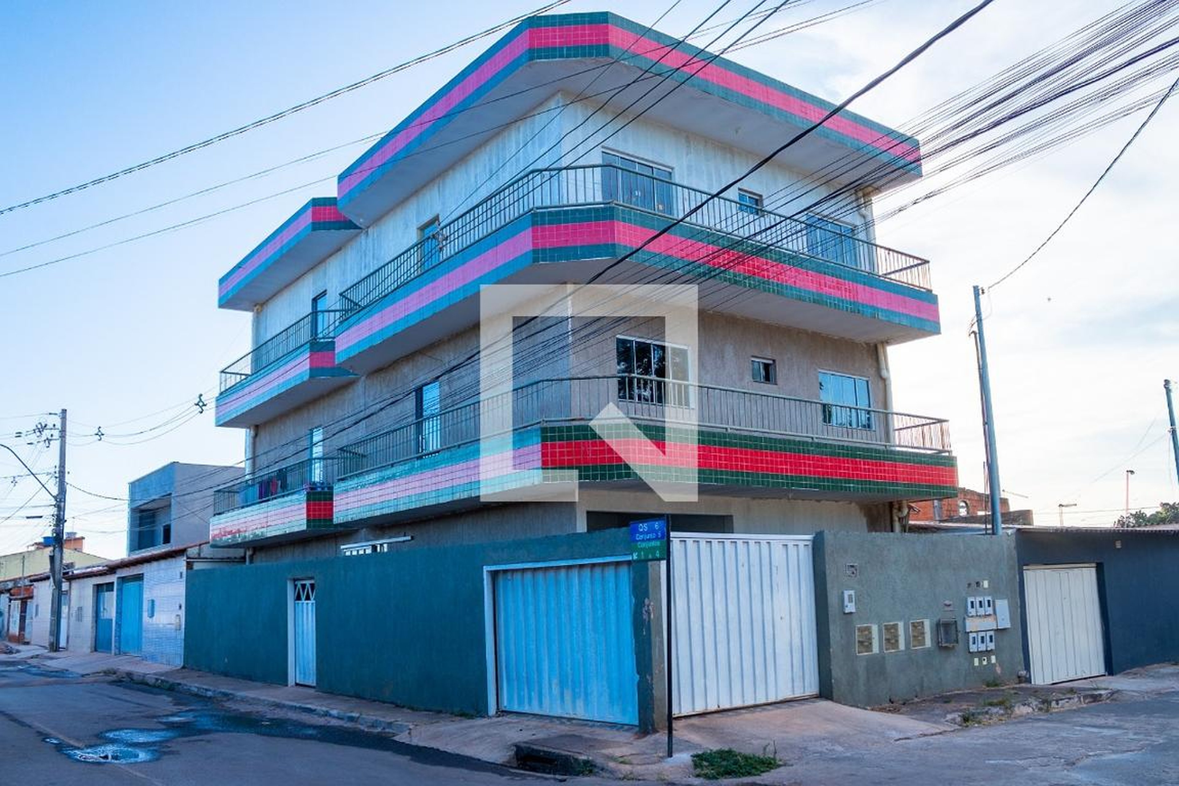 Fachada Condomínio em RIACHO FUNDO II QS 6 CJ 1 LT 21, s/n