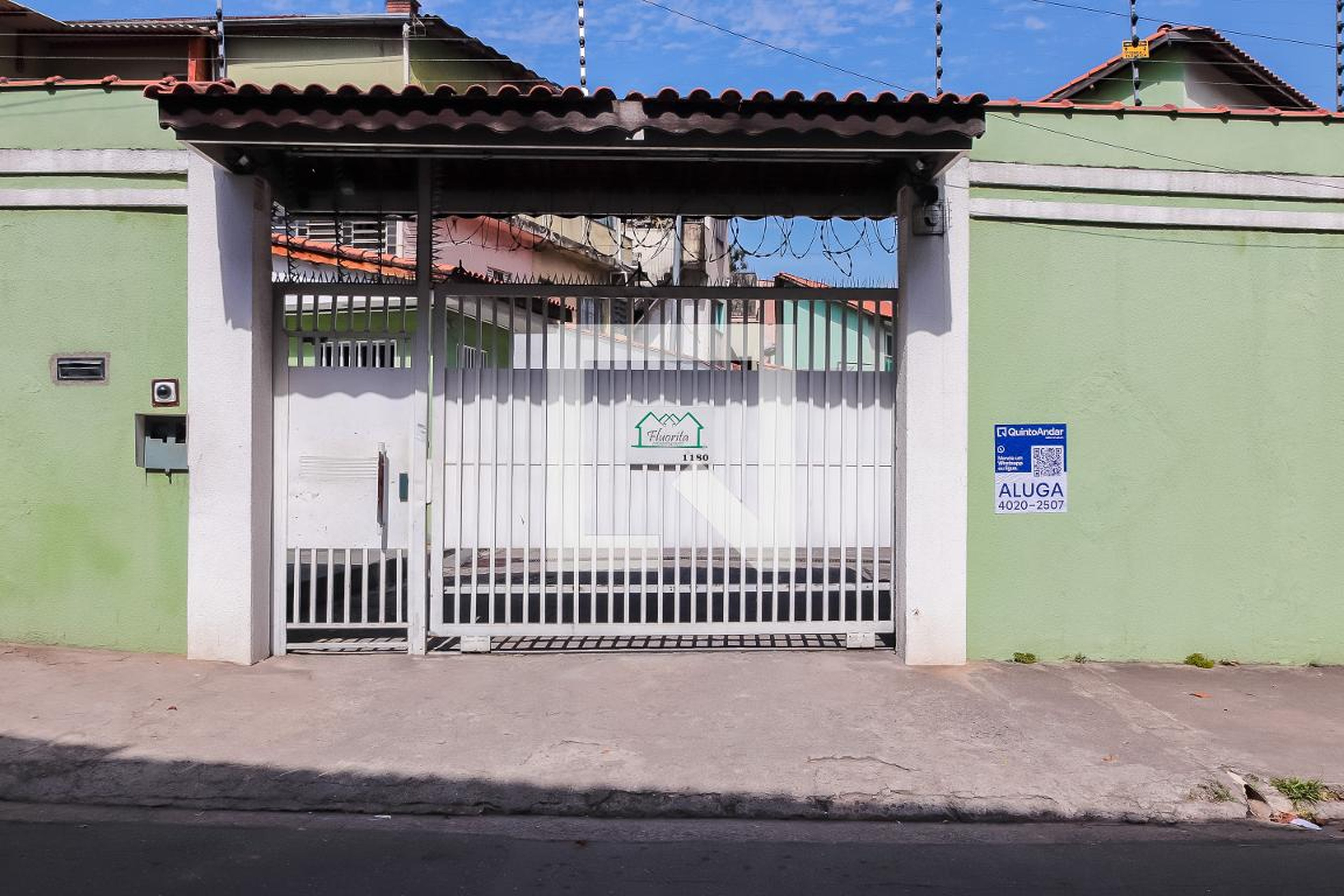 Fachada do Condomínio Condomínio Fluorita